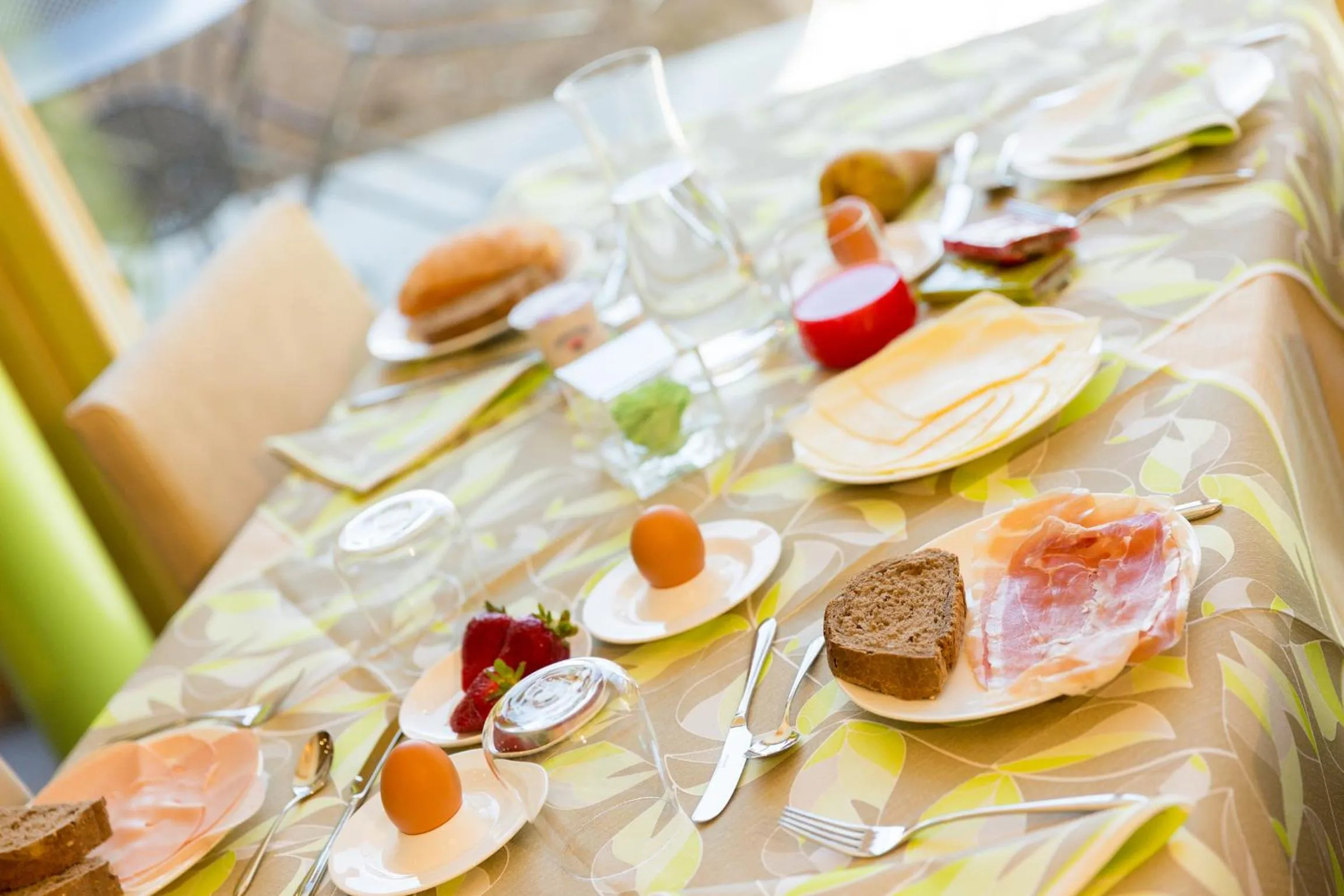 Lounge or bar in Green Rose