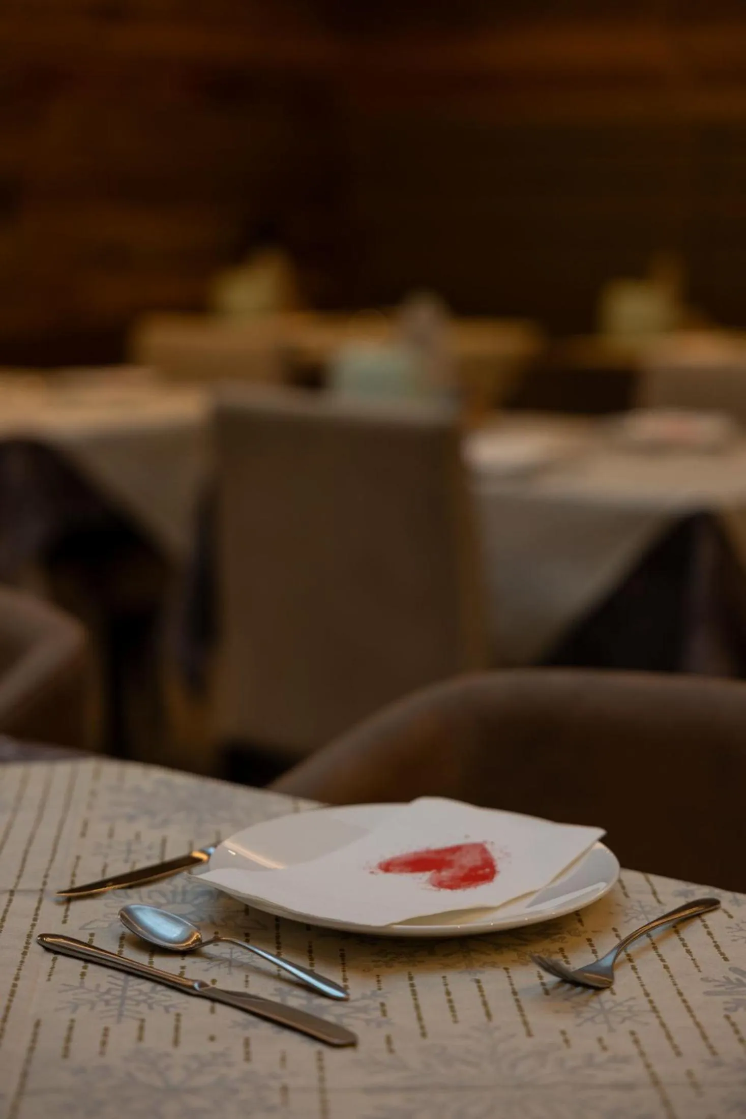 Breakfast in Green Rose