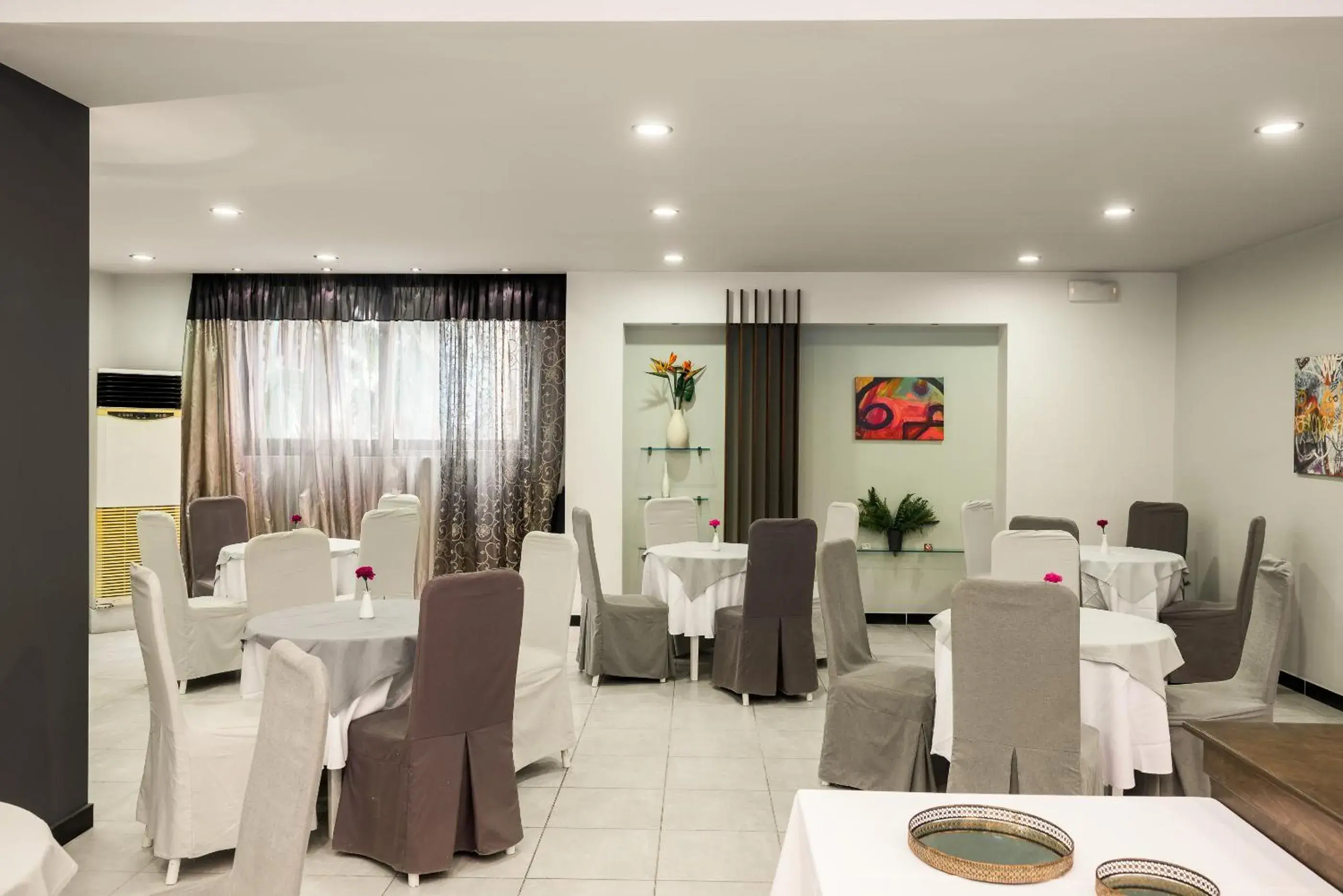 Restaurant/places to eat in Arion Hotel Restaurant/places to eat in Arion Hotel
