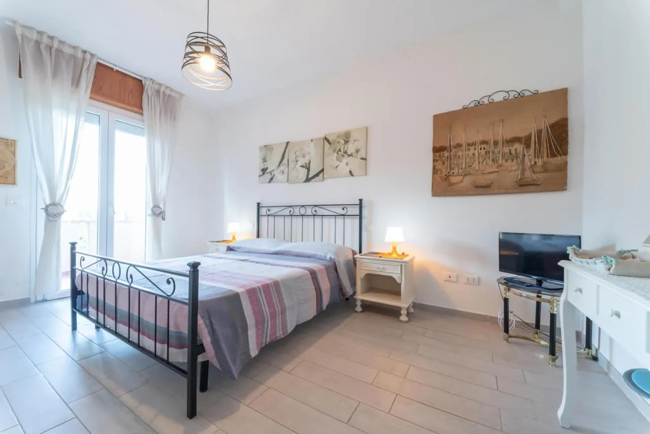 Bedroom, Bed in AZZURRO LIDO ADRIANO VISTA MARE