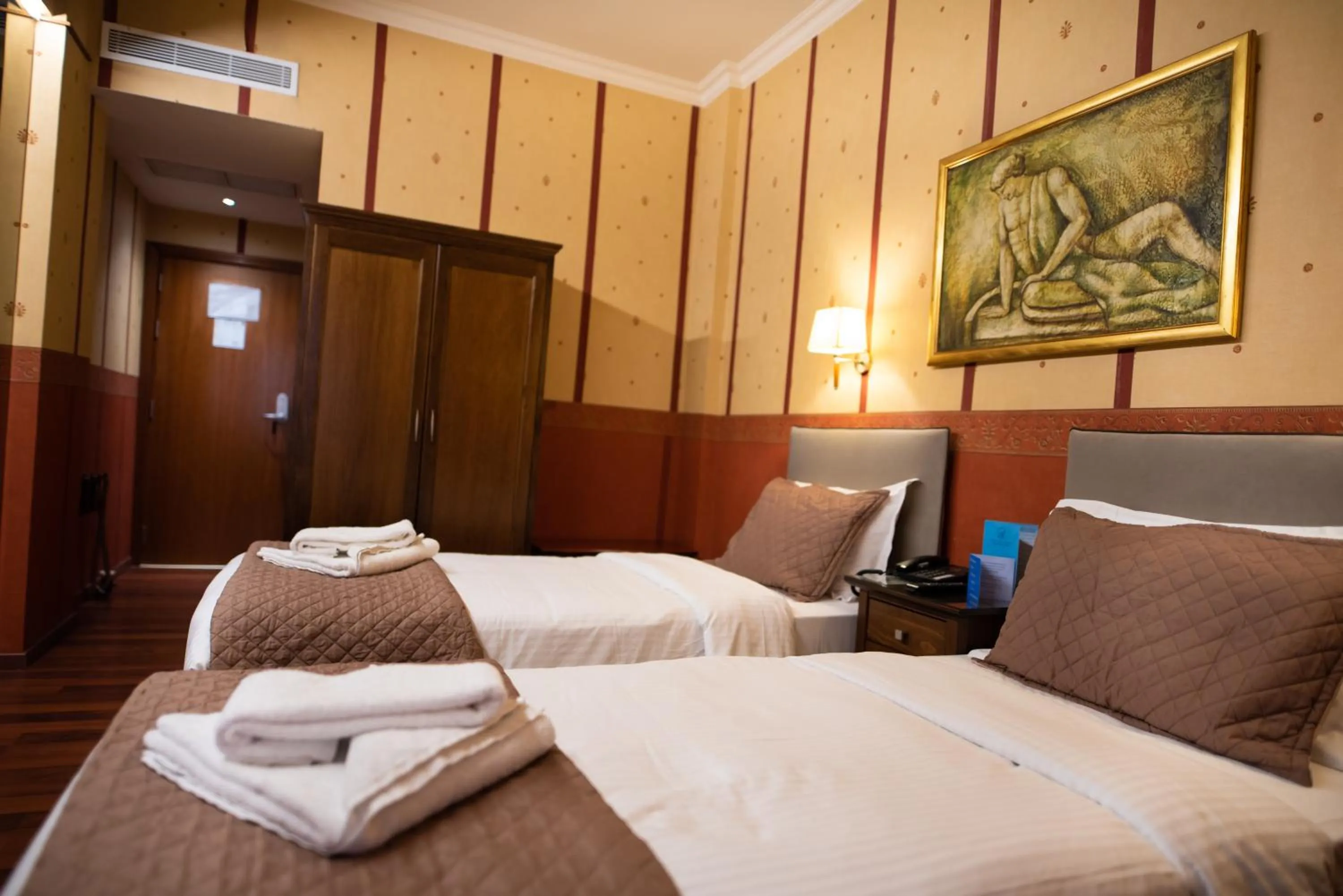 Photo of the whole room, Bed in Anastazia Luxury Suites & Spa