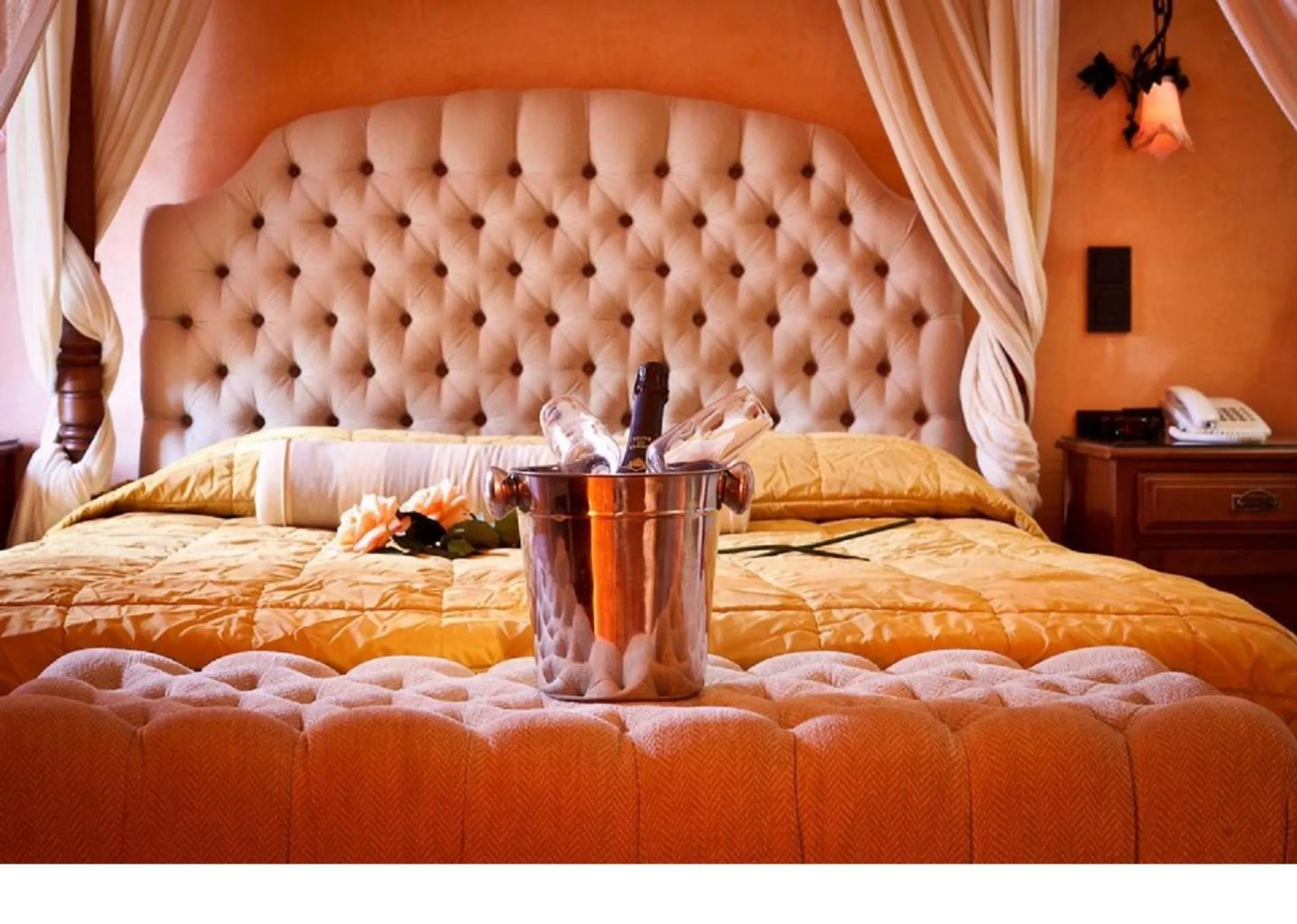 Bed in Anastazia Luxury Suites & Spa