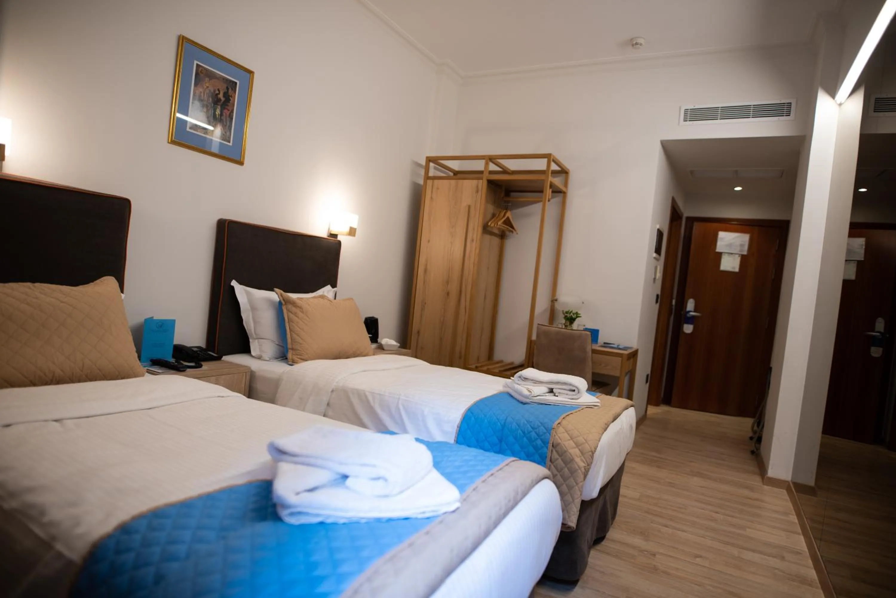 Bed in Anastazia Luxury Suites & Spa