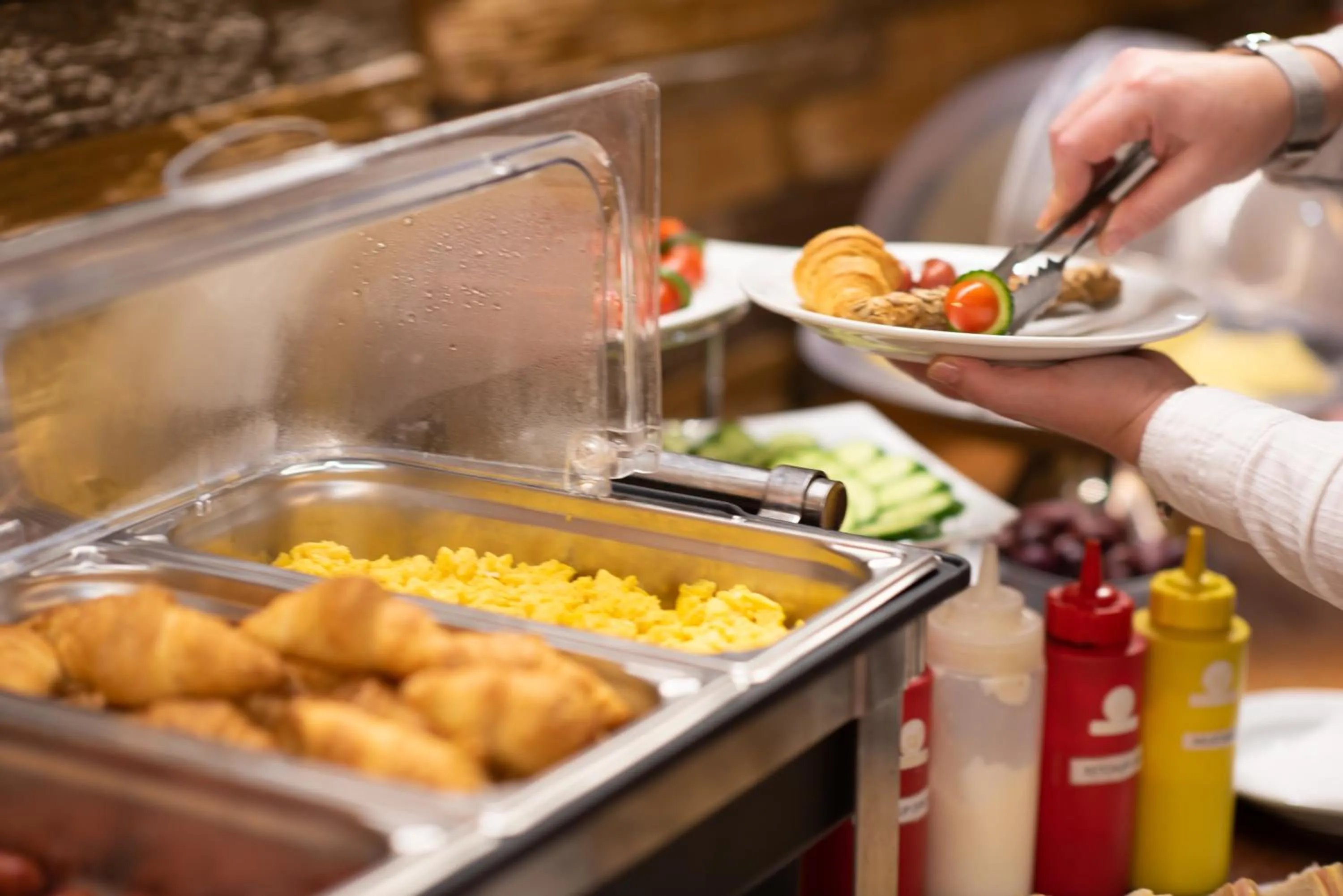 Breakfast in Anastazia Luxury Suites & Spa