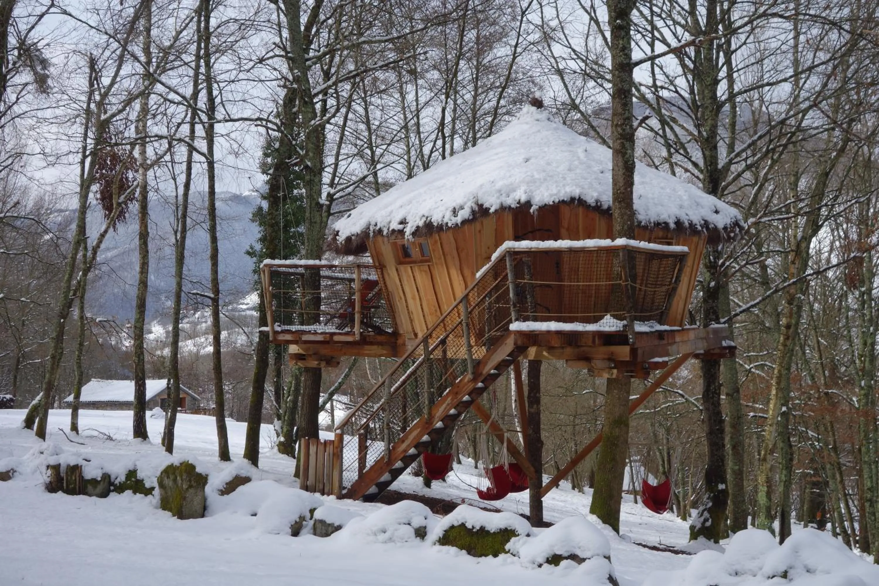 Mountain view in Les Cabanes De Pyrene