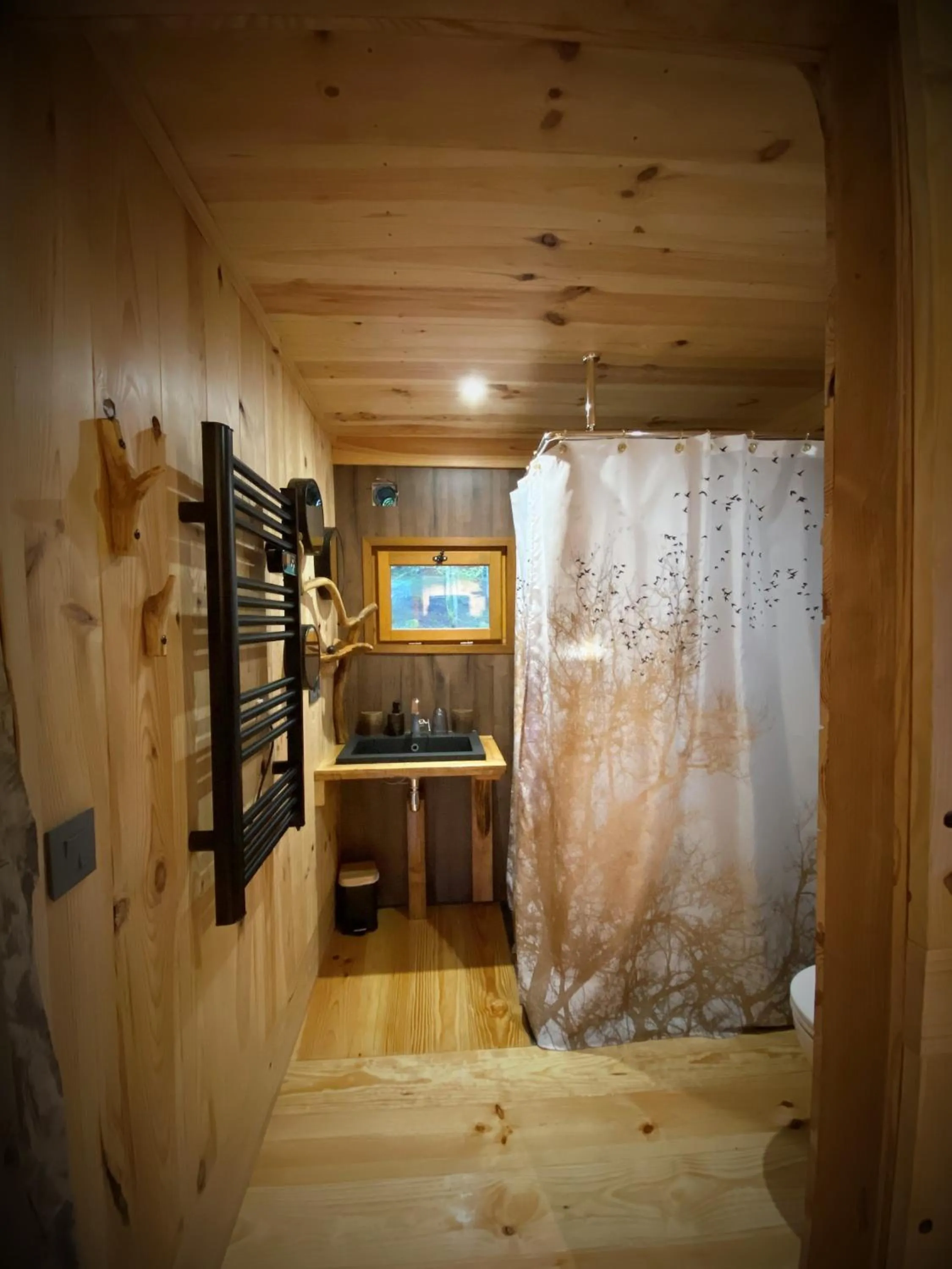 Bathroom in Les Cabanes De Pyrene