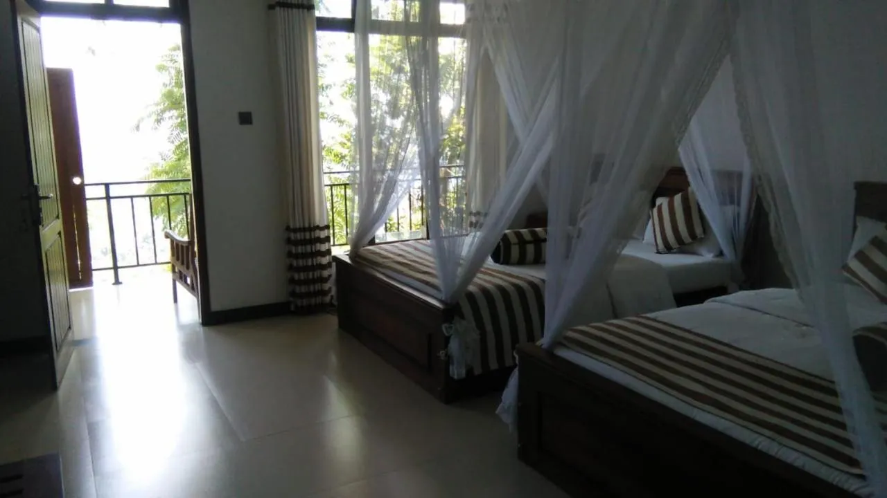 Bed in Maple home stay and cottage