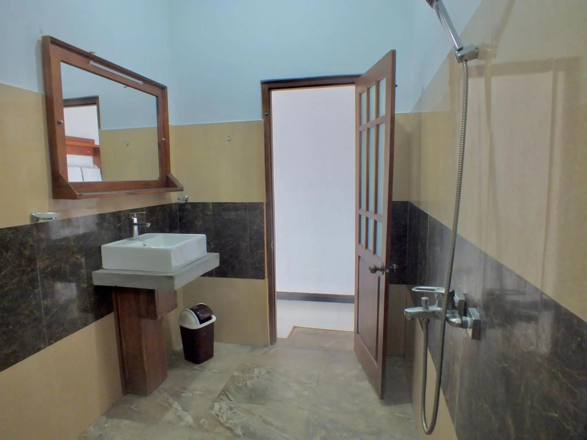 Maple home stay and cottage