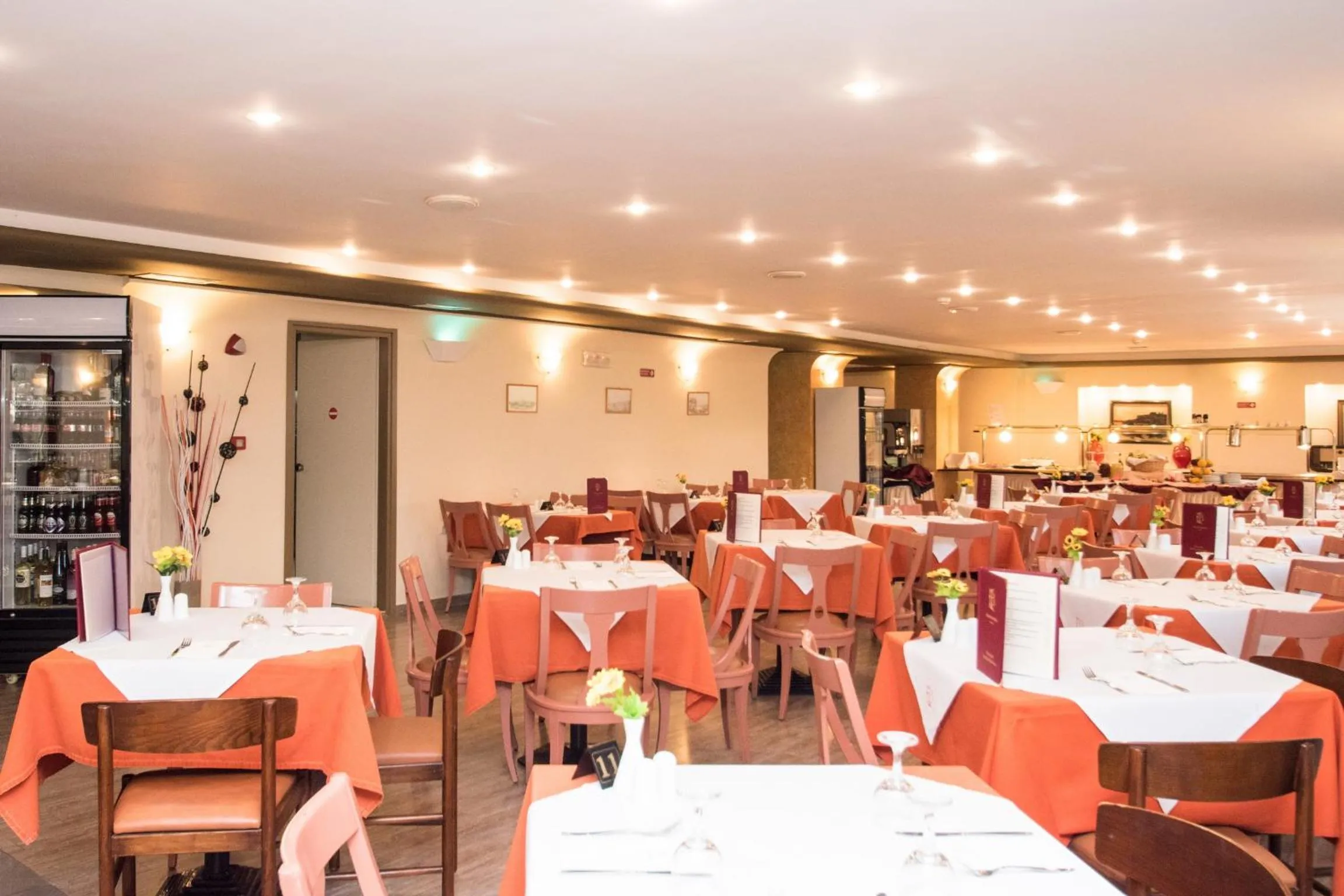 Restaurant/places to eat in Hotel Brascos