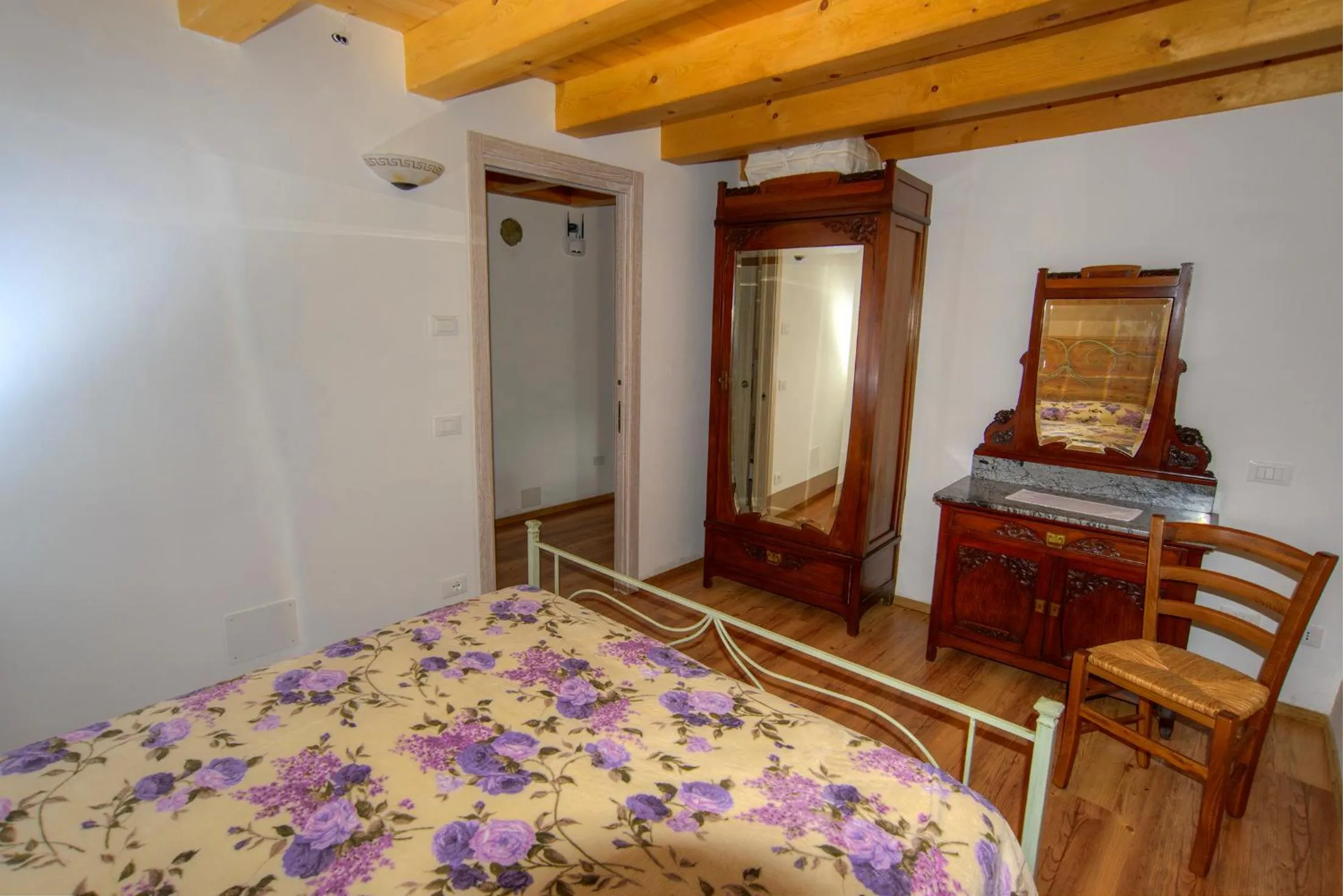 Bedroom, Bed in Agriturismo "Antico Borgo"