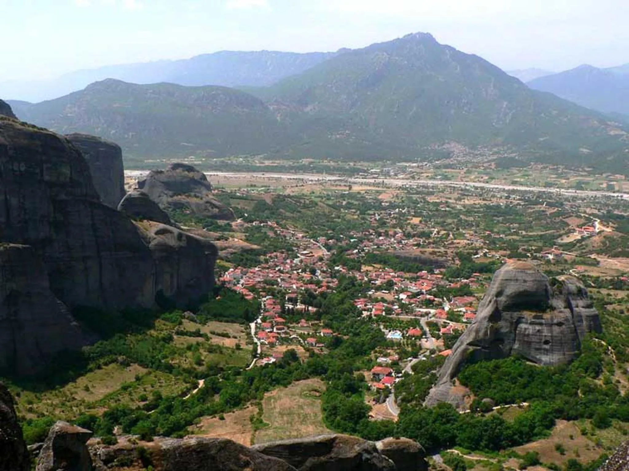 Nearby landmark in Spanias Hotel