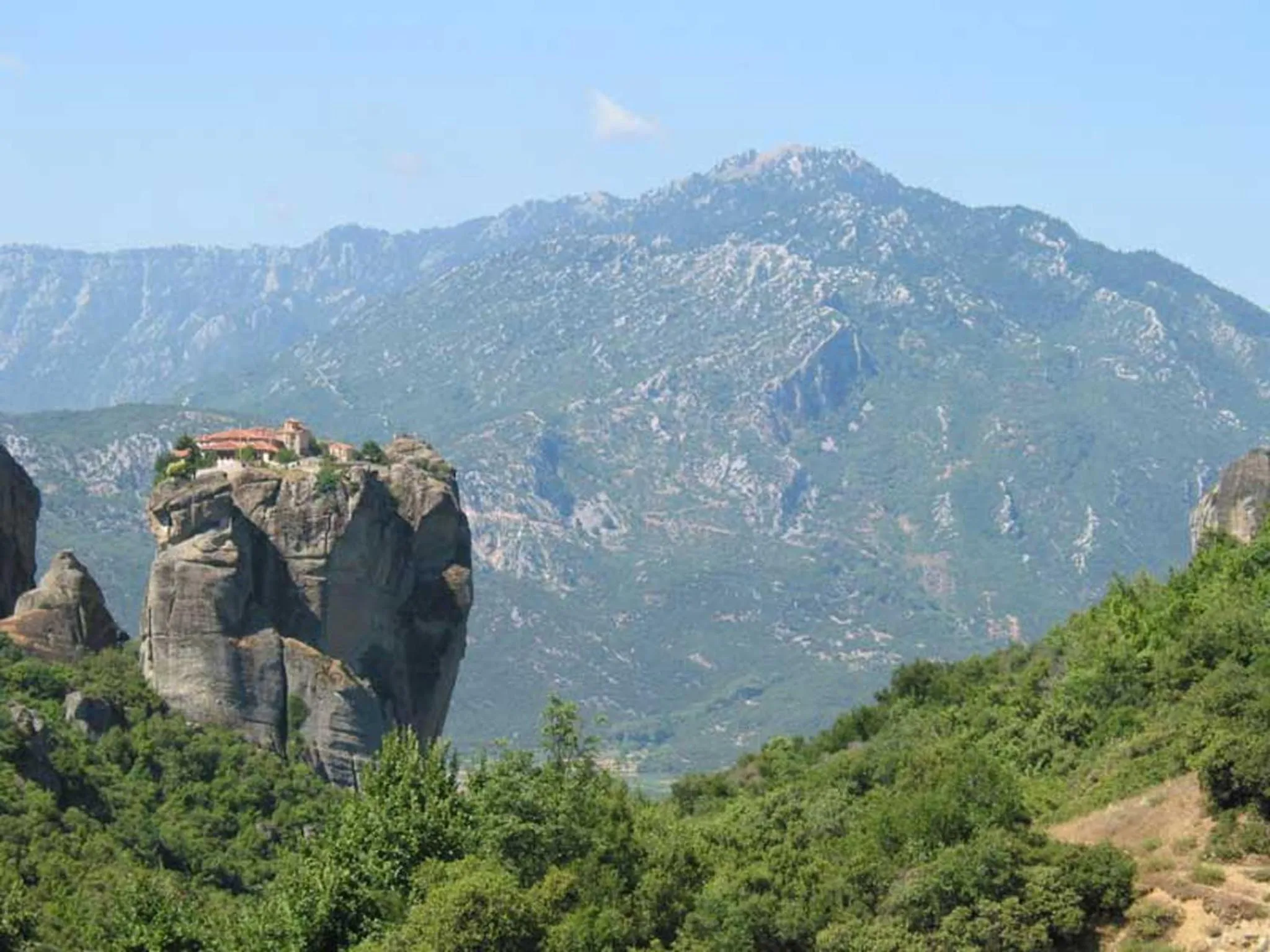 Nearby landmark in Spanias Hotel