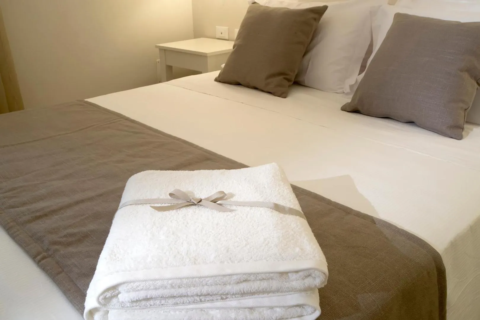 Property building, Bed in Nesea Bed and Breakfast