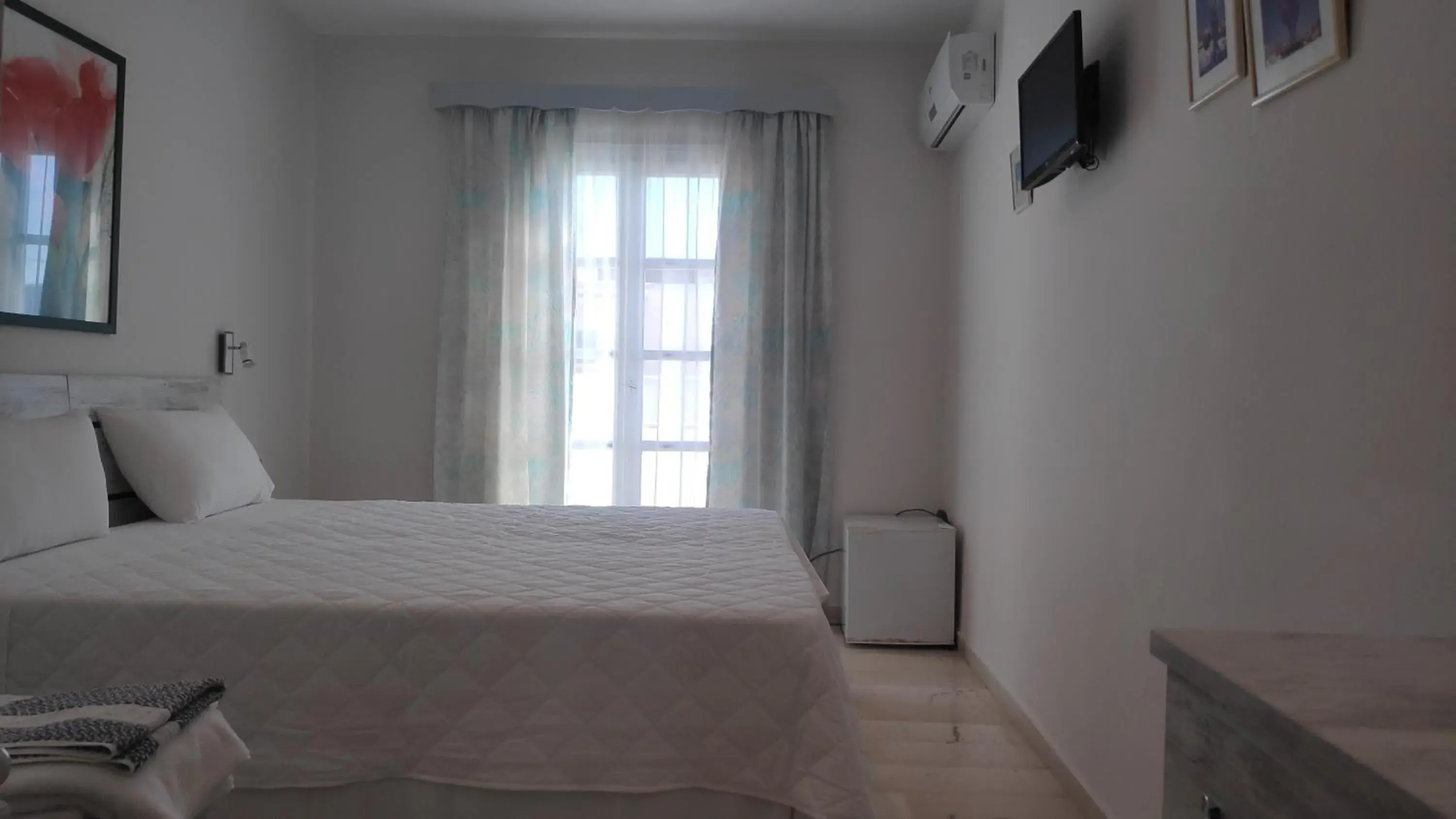 Bed in Mare Monte Bed in Mare Monte