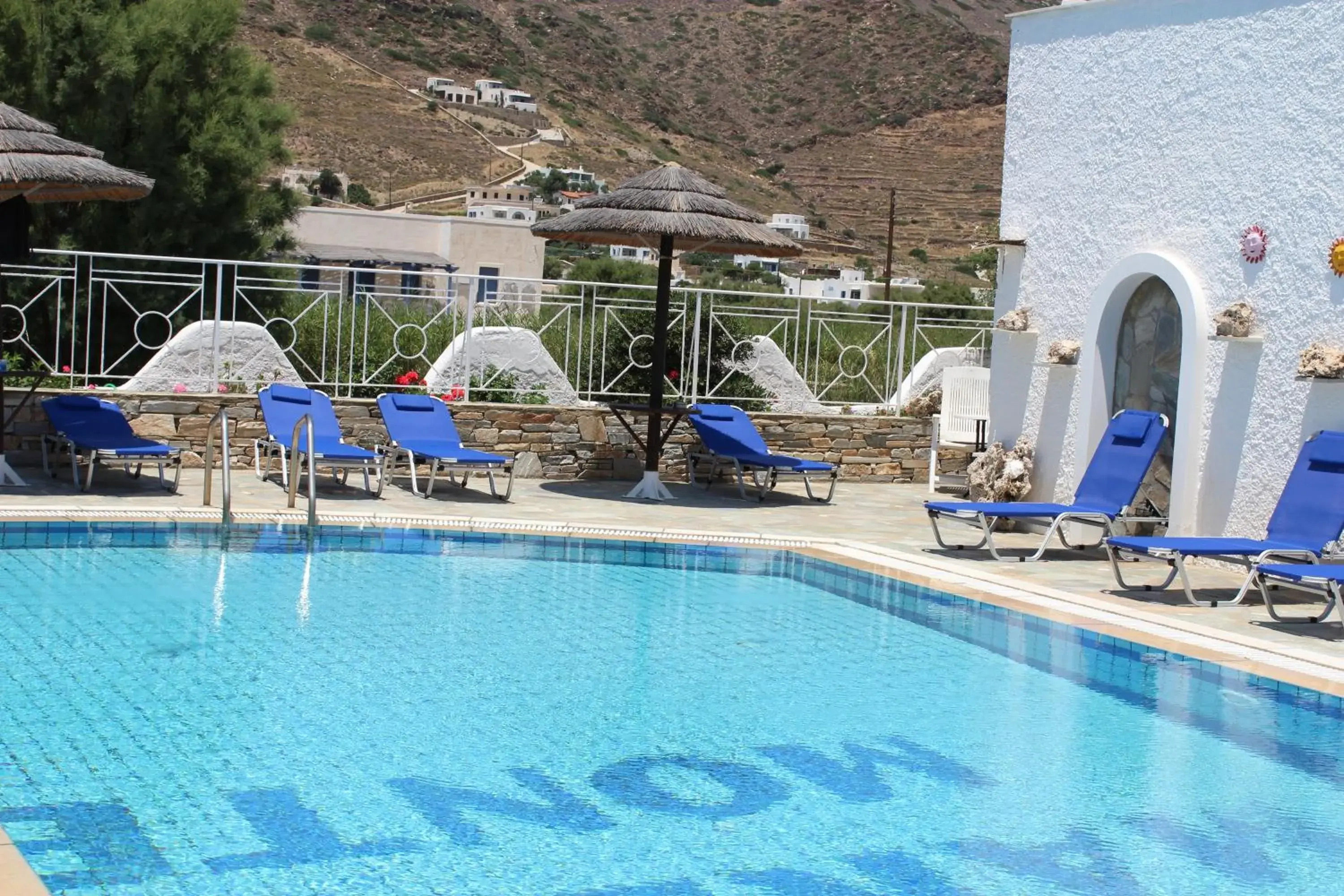 Swimming pool in Mare Monte Swimming pool in Mare Monte