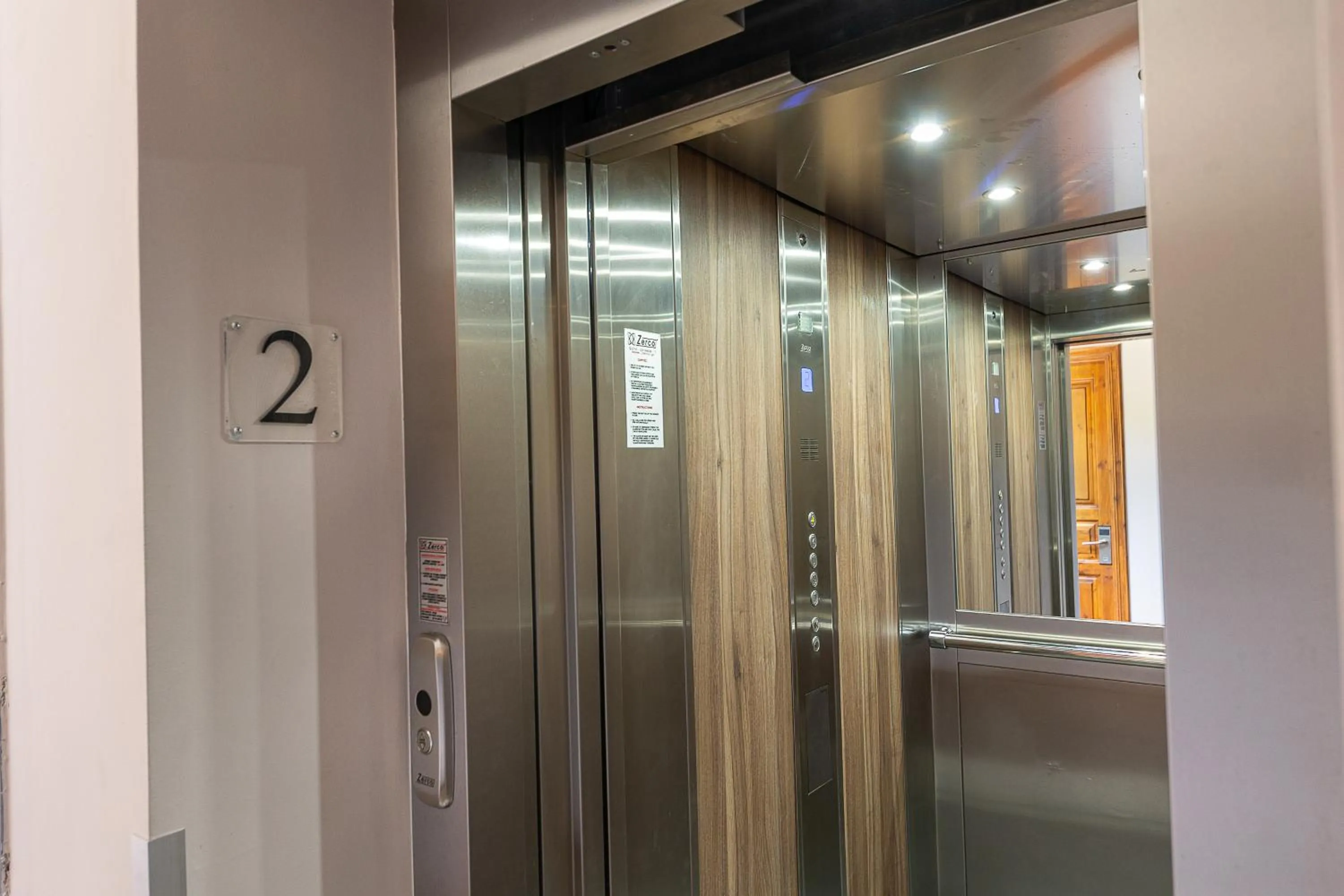 elevator in Golden View