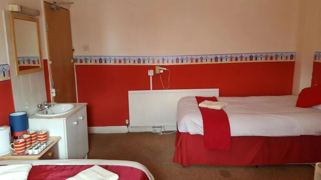 Property building, Bed in The Driftwood Hotel