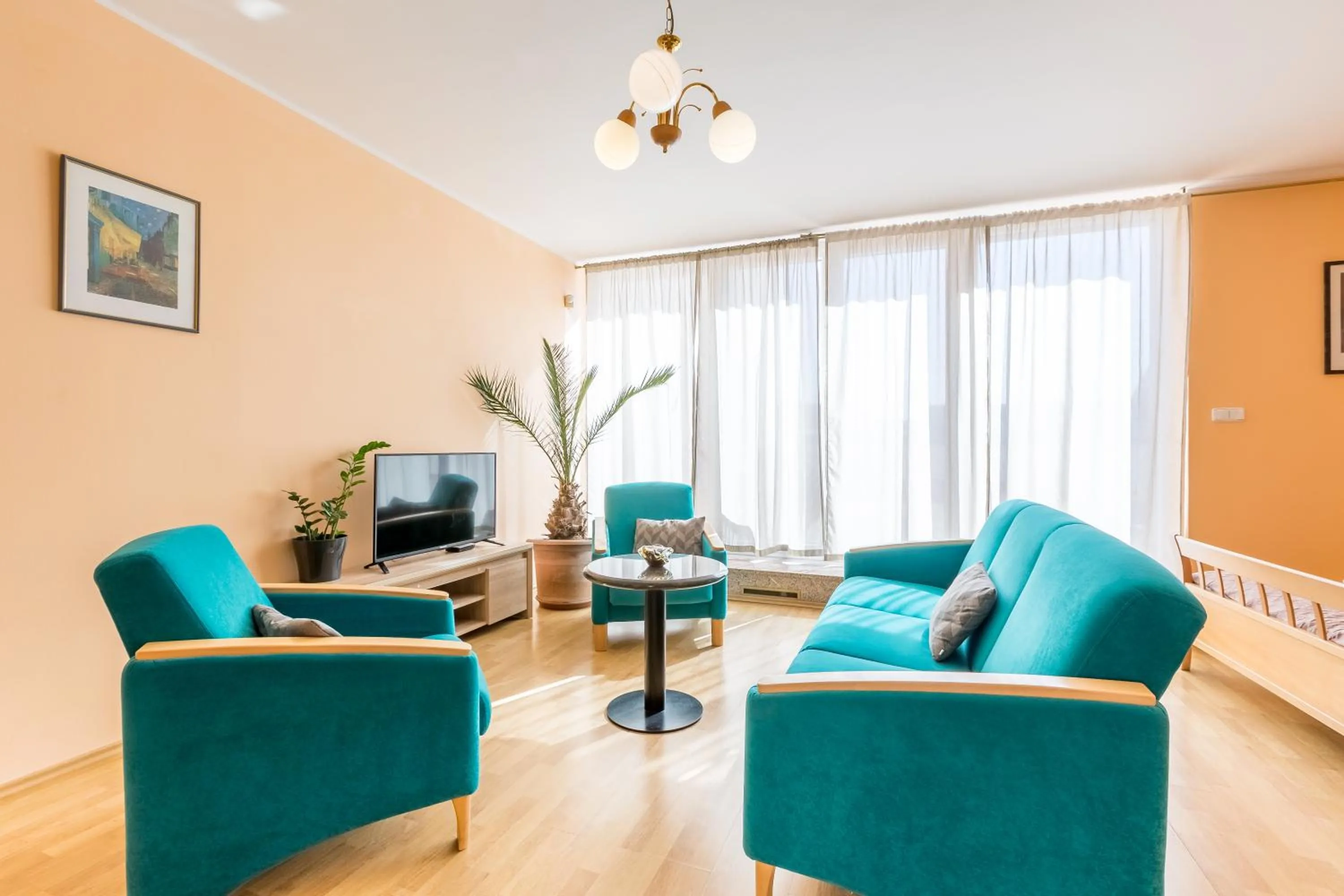 Communal lounge/ TV room in Hotel U Rytíře