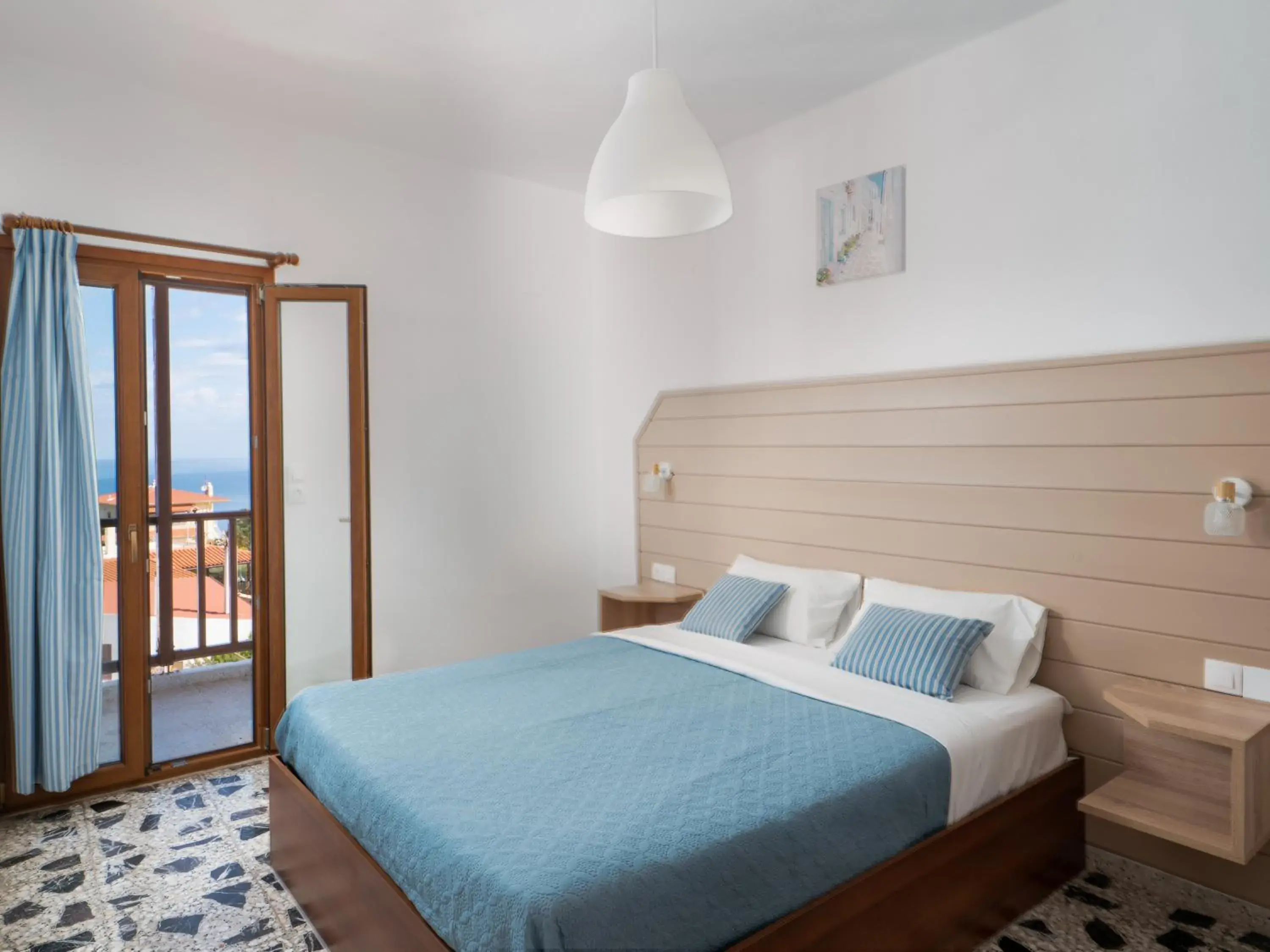 Standard Triple Room with Sea View in Spiros-Soula Family Hotel & Apartments Standard Triple Room with Sea View in Spiros-Soula Family Hotel & Apartments