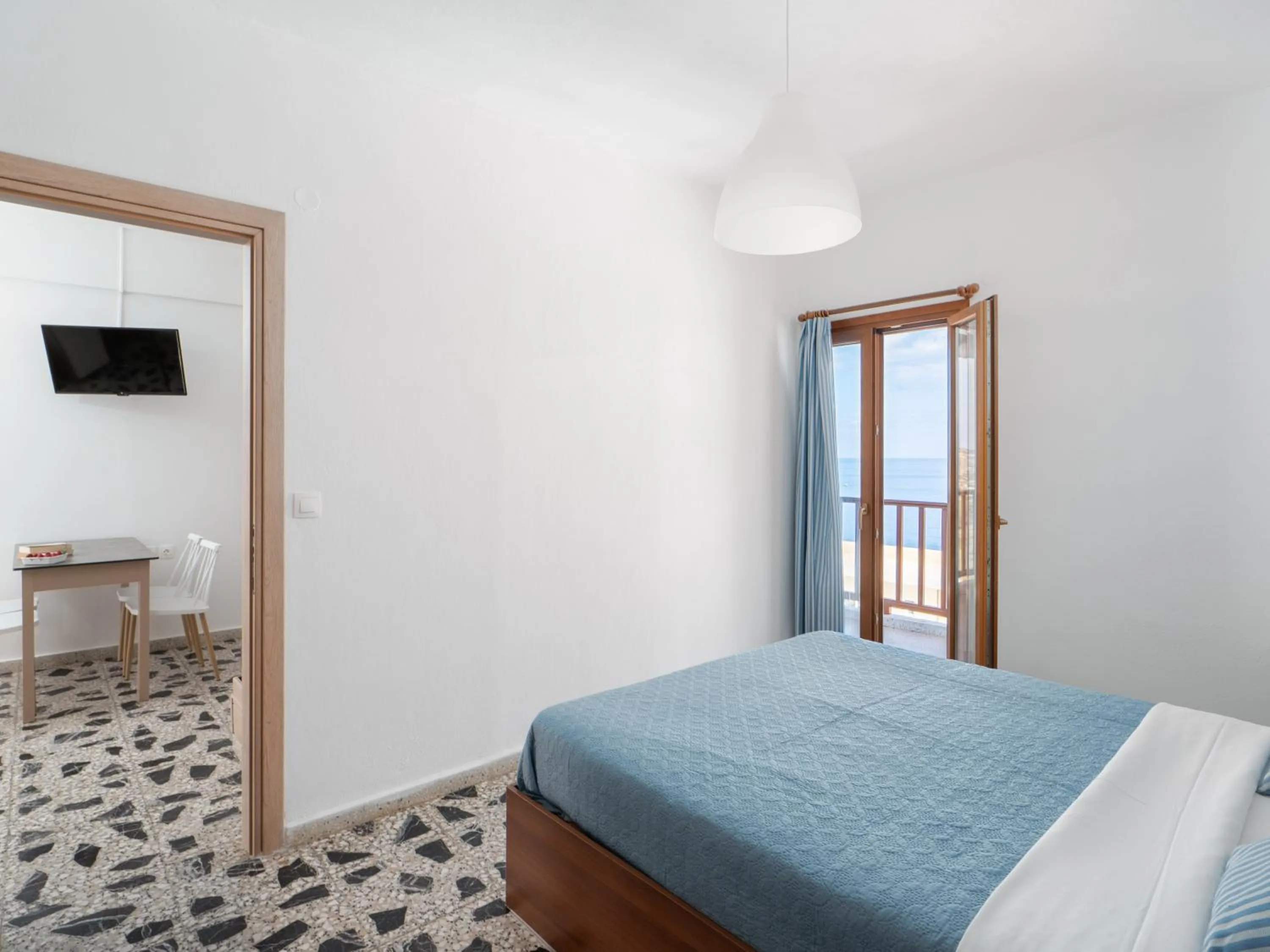 Bed in Spiros-Soula Family Hotel & Apartments