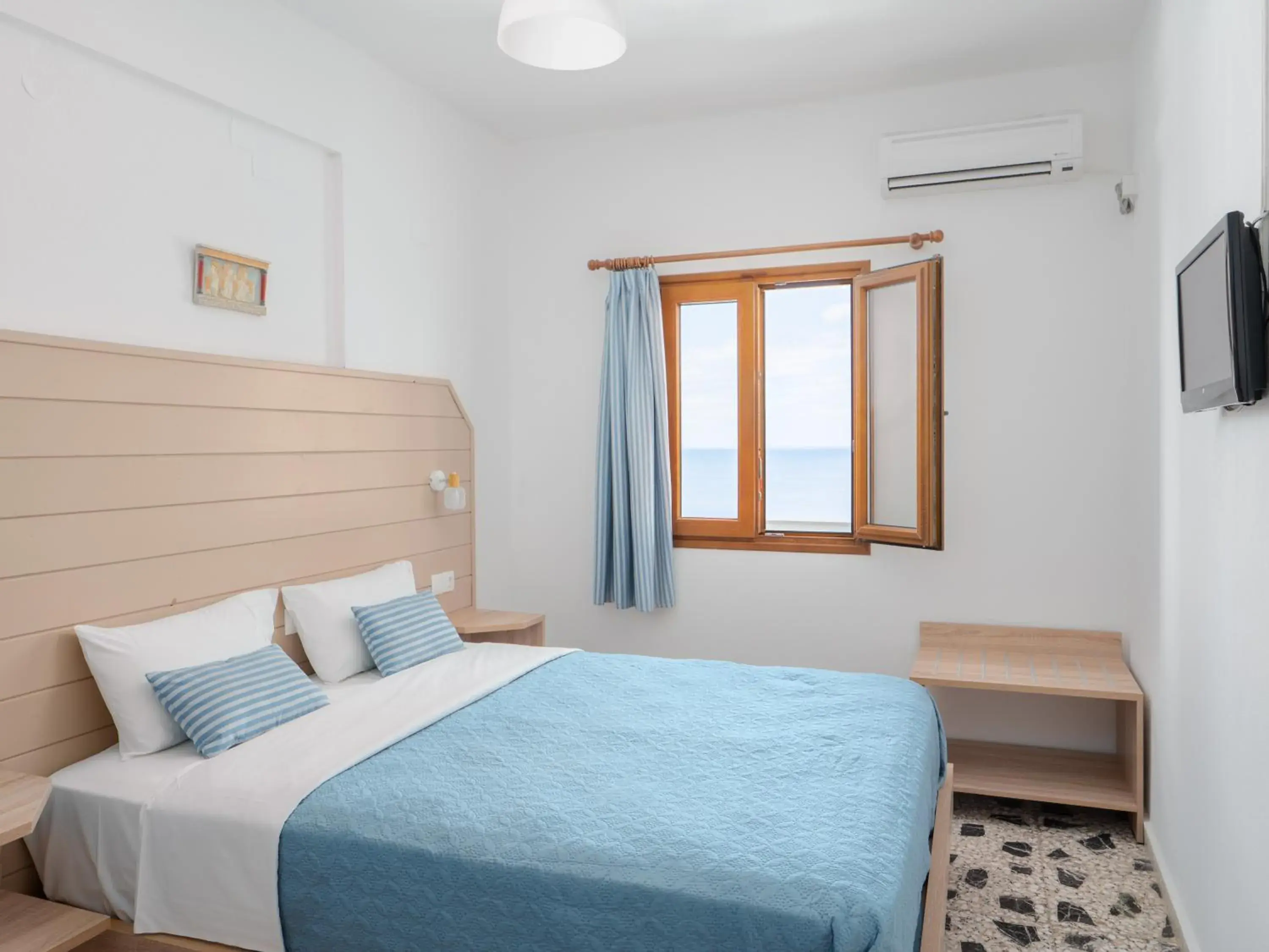 One-Bedroom Apartment with Sea View (4 Adults) in Spiros-Soula Family Hotel & Apartments One-Bedroom Apartment with Sea View (4 Adults) in Spiros-Soula Family Hotel & Apartments