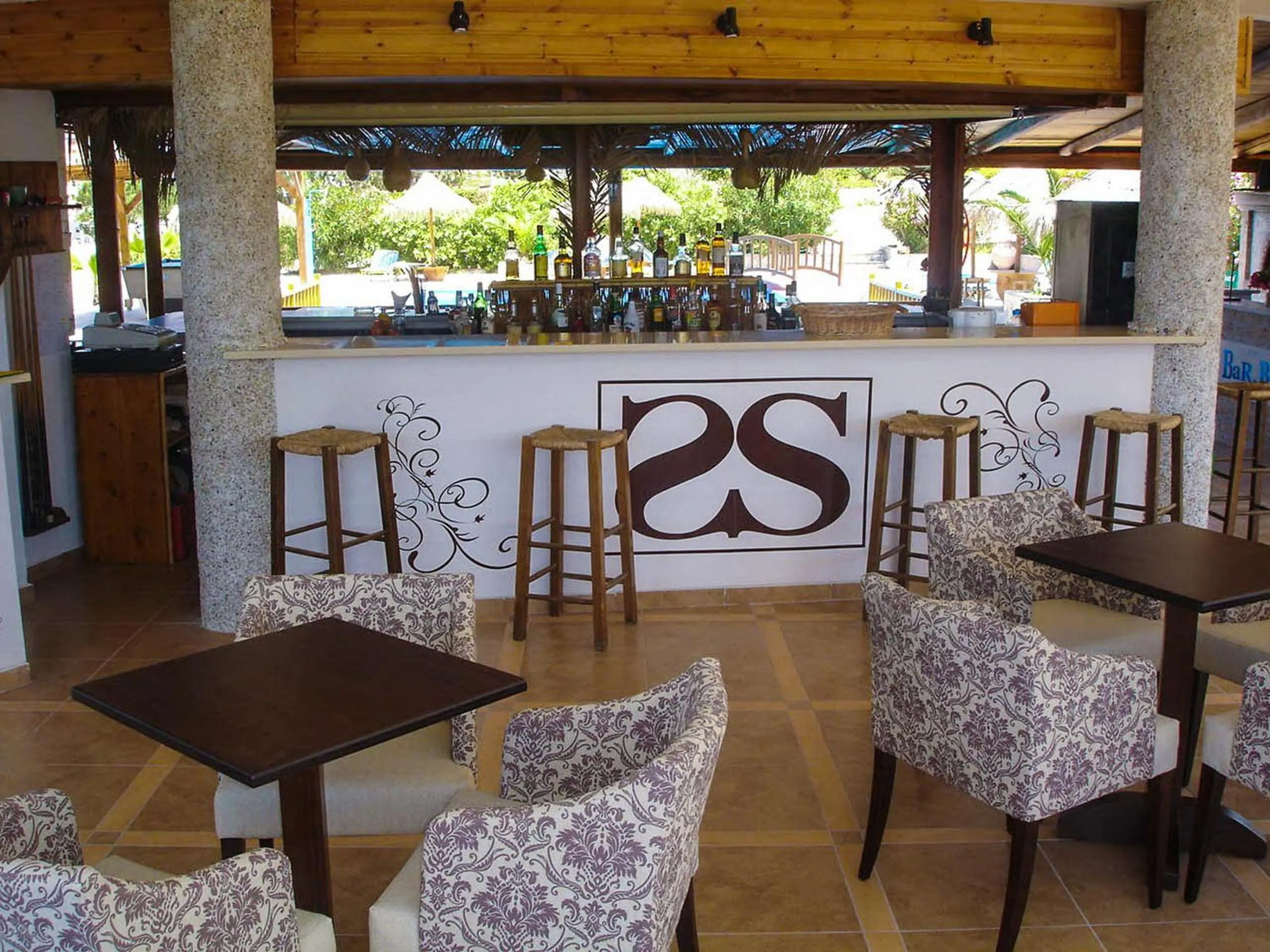 Spiros-Soula Family Hotel & Apartments