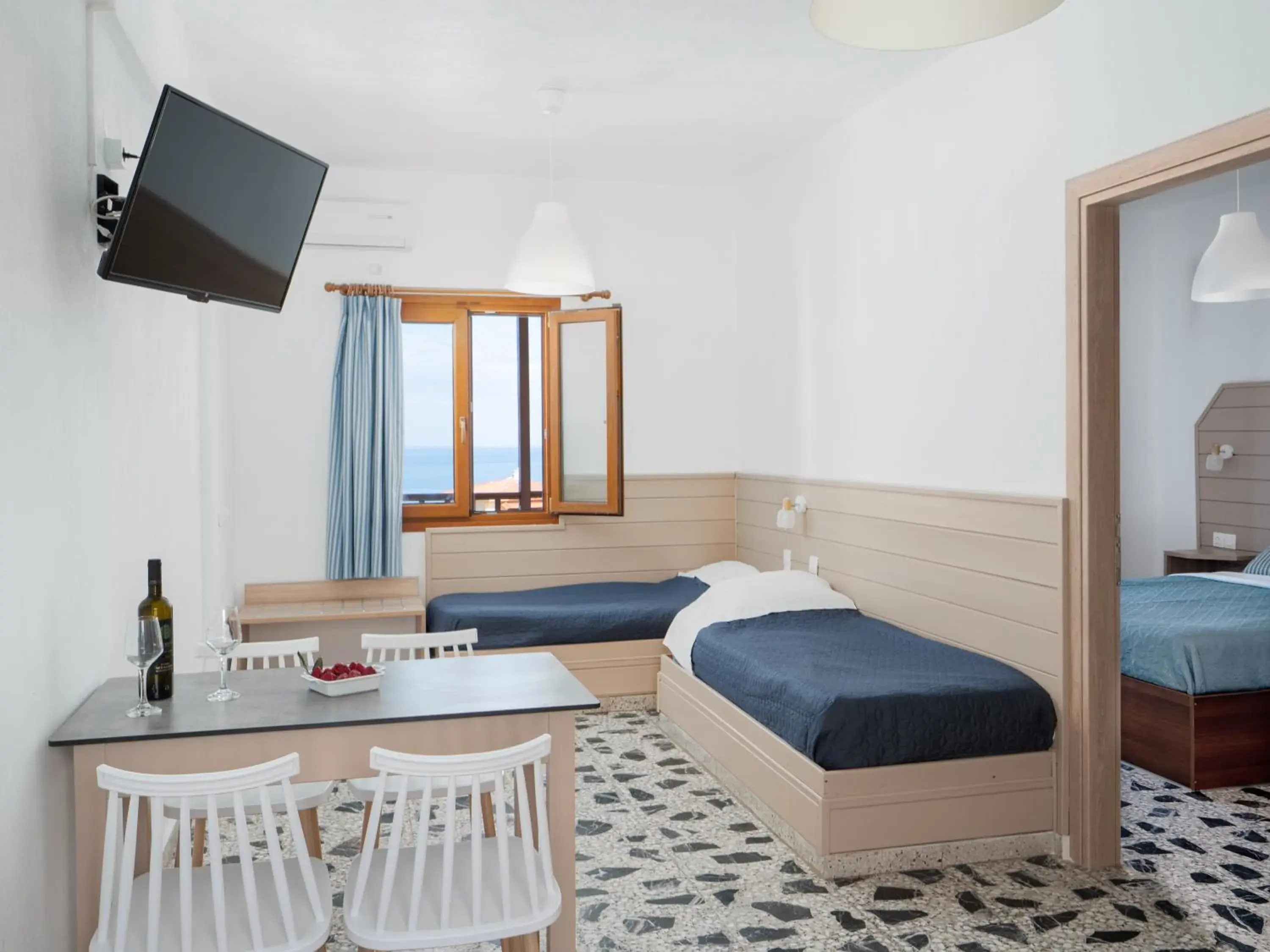 Standard Triple Room with Sea View in Spiros-Soula Family Hotel & Apartments Standard Triple Room with Sea View in Spiros-Soula Family Hotel & Apartments