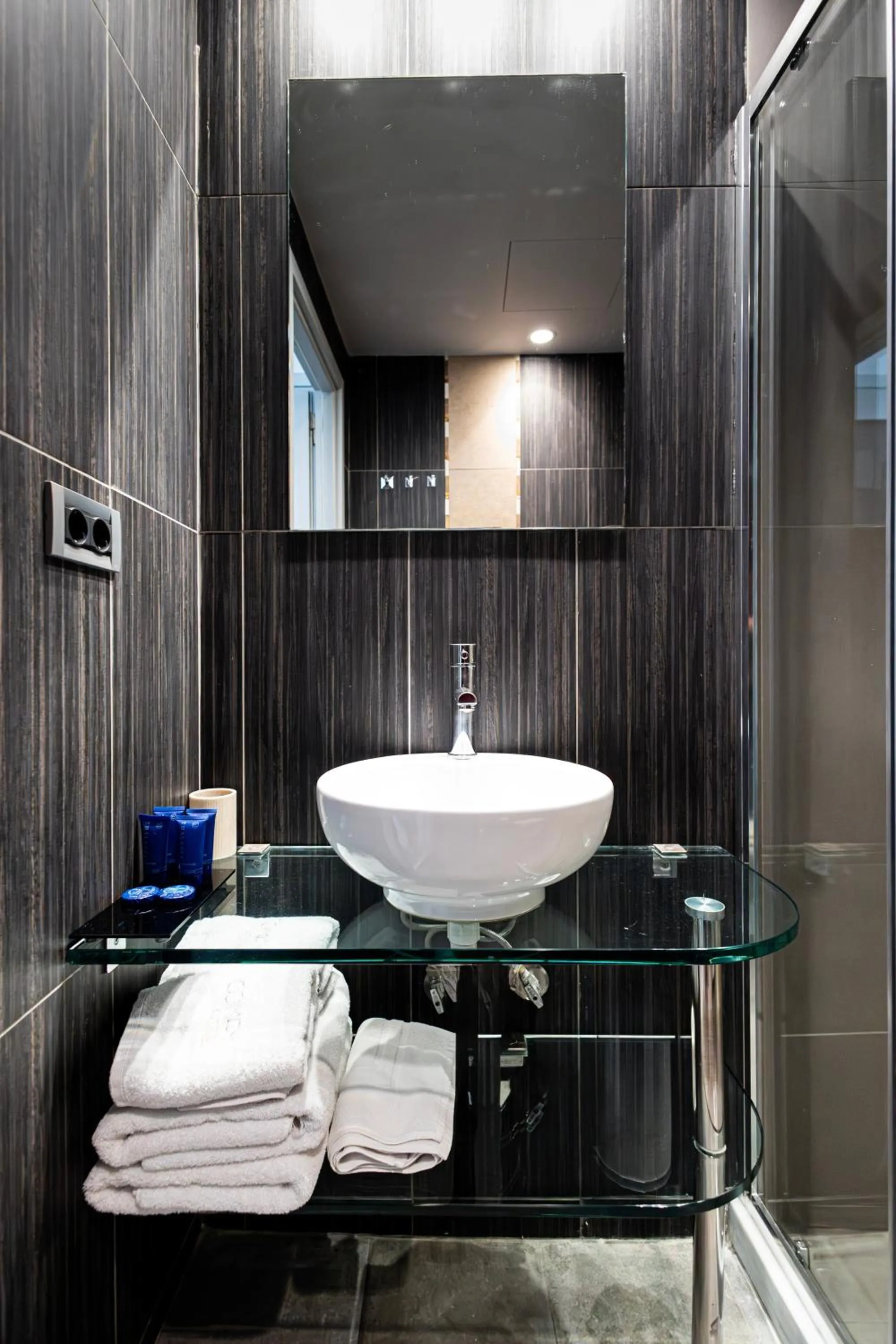 Bathroom in Comfy Boutique Hotel