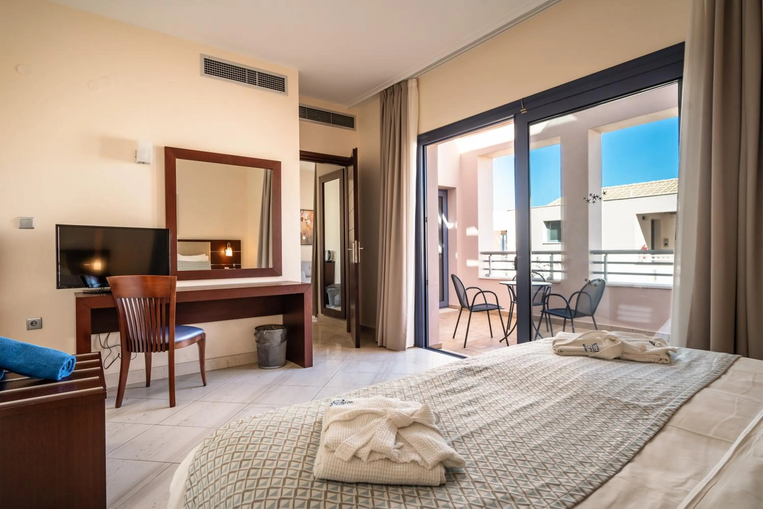 Bedroom, Bed in Porto Galini Seaside Resort & Spa