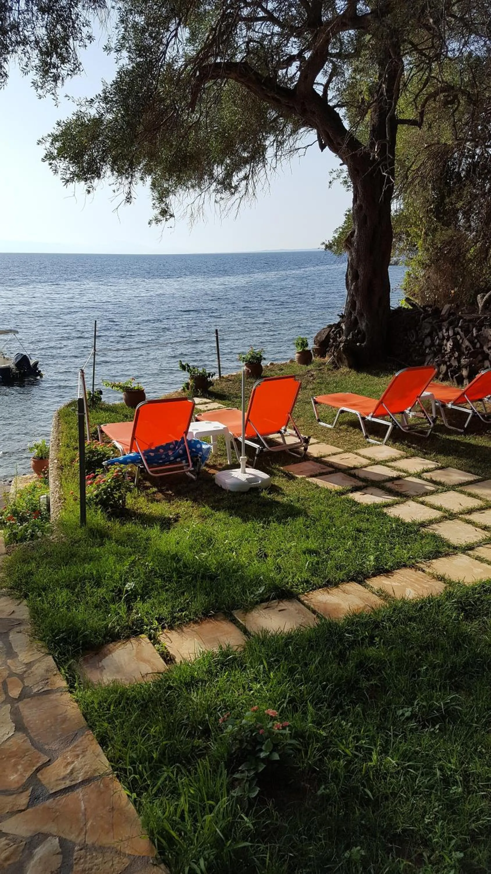 Beach in Lido Corfu Sun Hotel 4 Stars All-inclusive