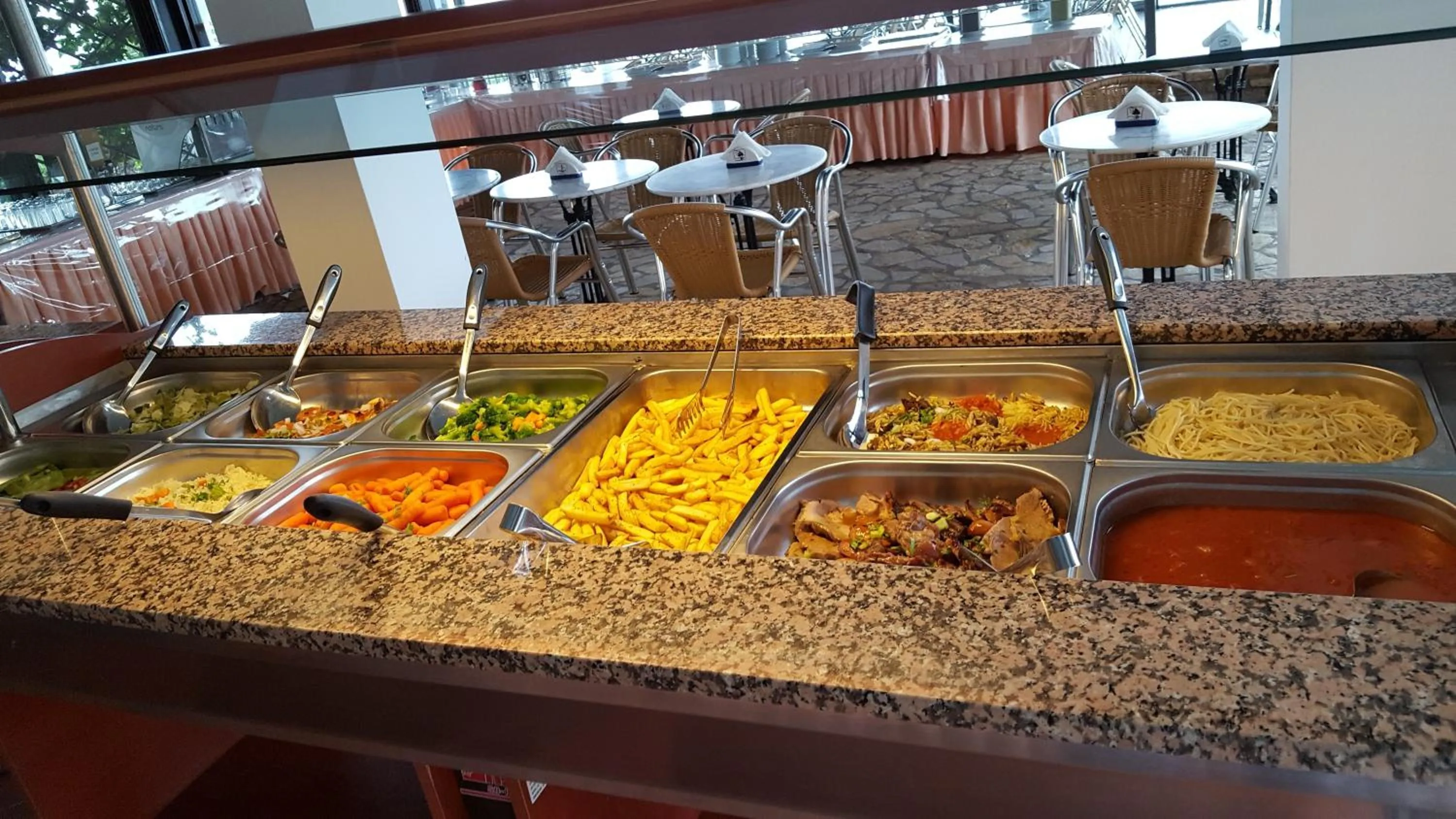 Food in Lido Corfu Sun Hotel 4 Stars All-inclusive