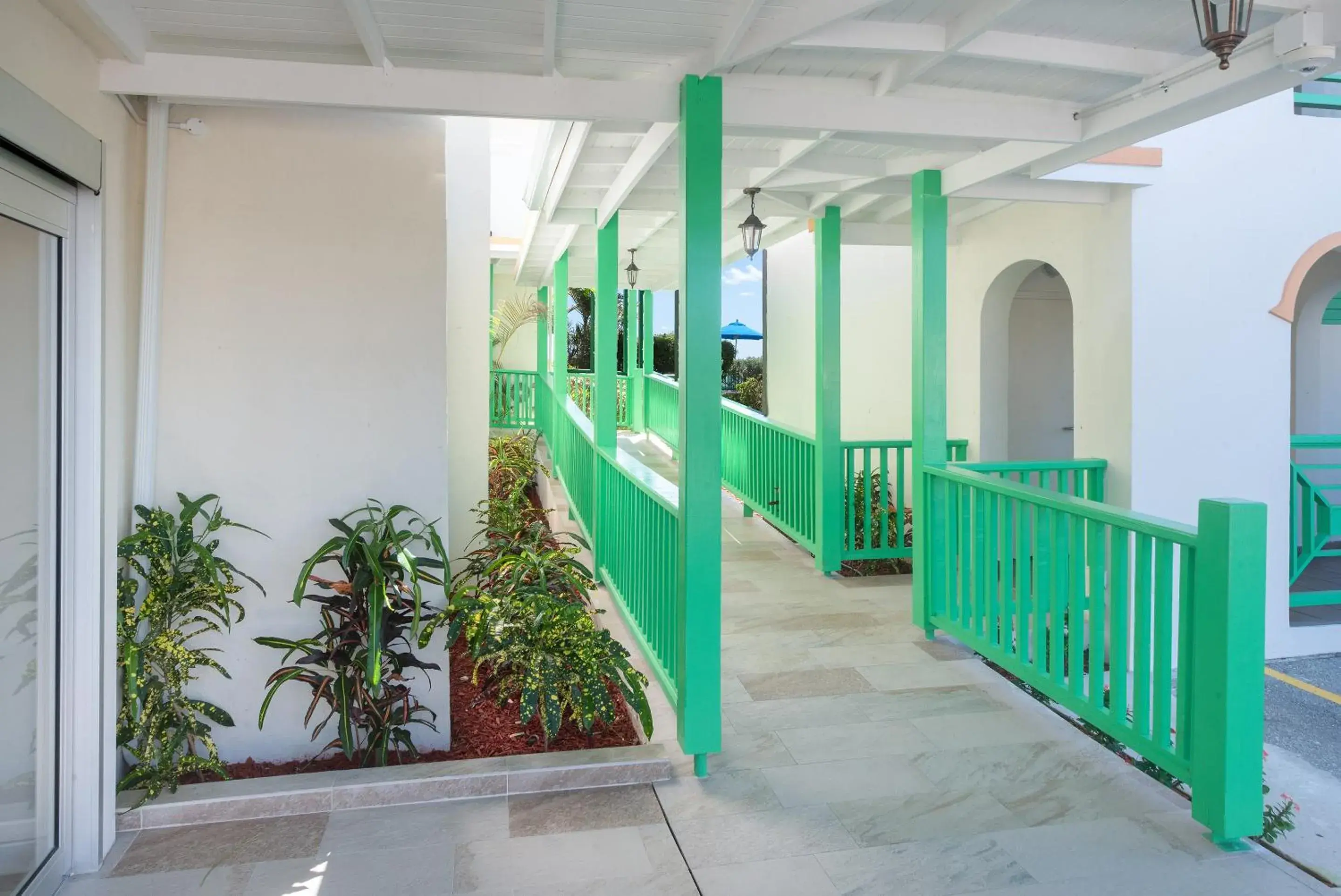 Facade/entrance in Rostrevor Hotel Facade/entrance in Rostrevor Hotel