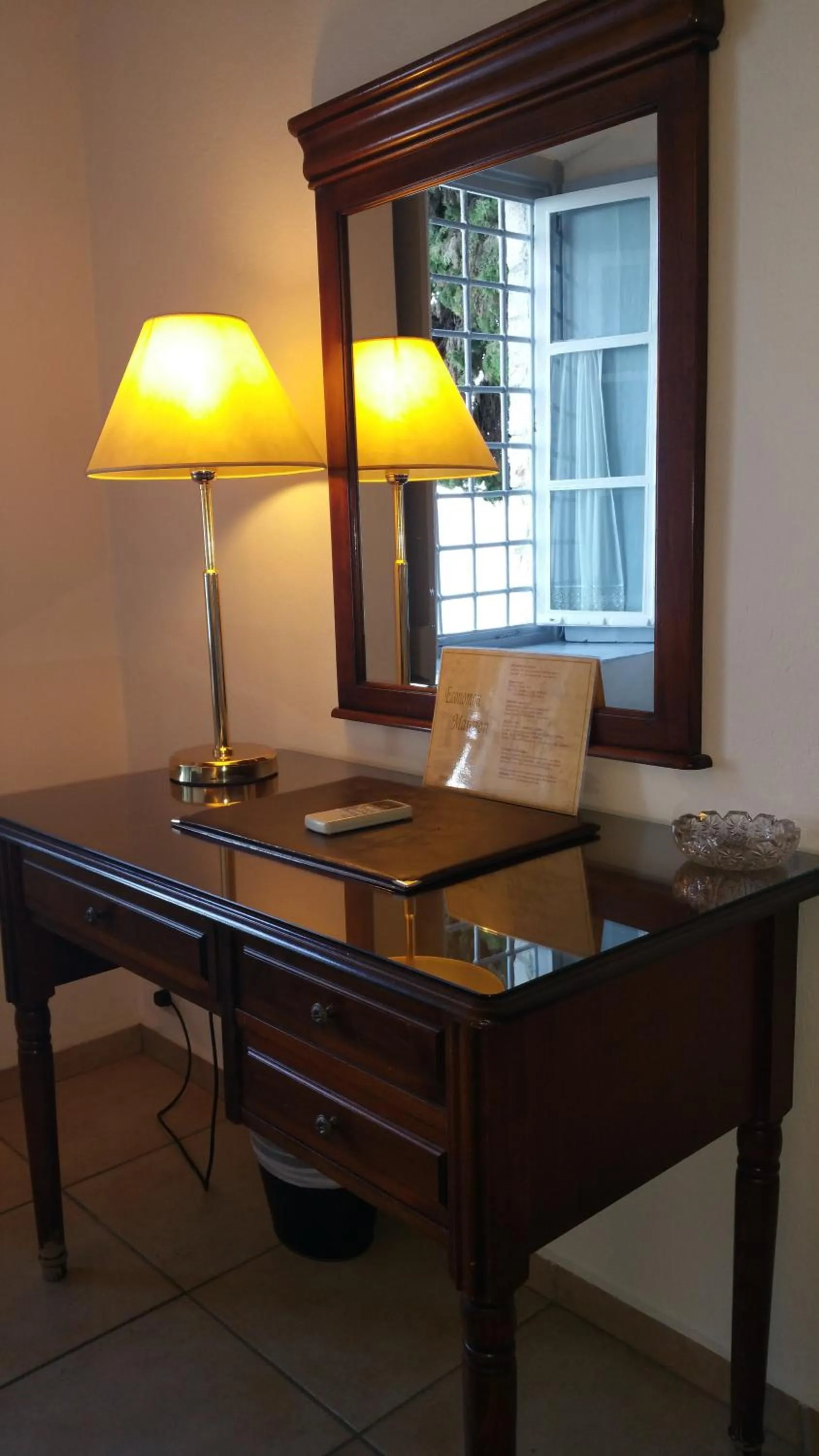 Decorative detail in Economou Mansion