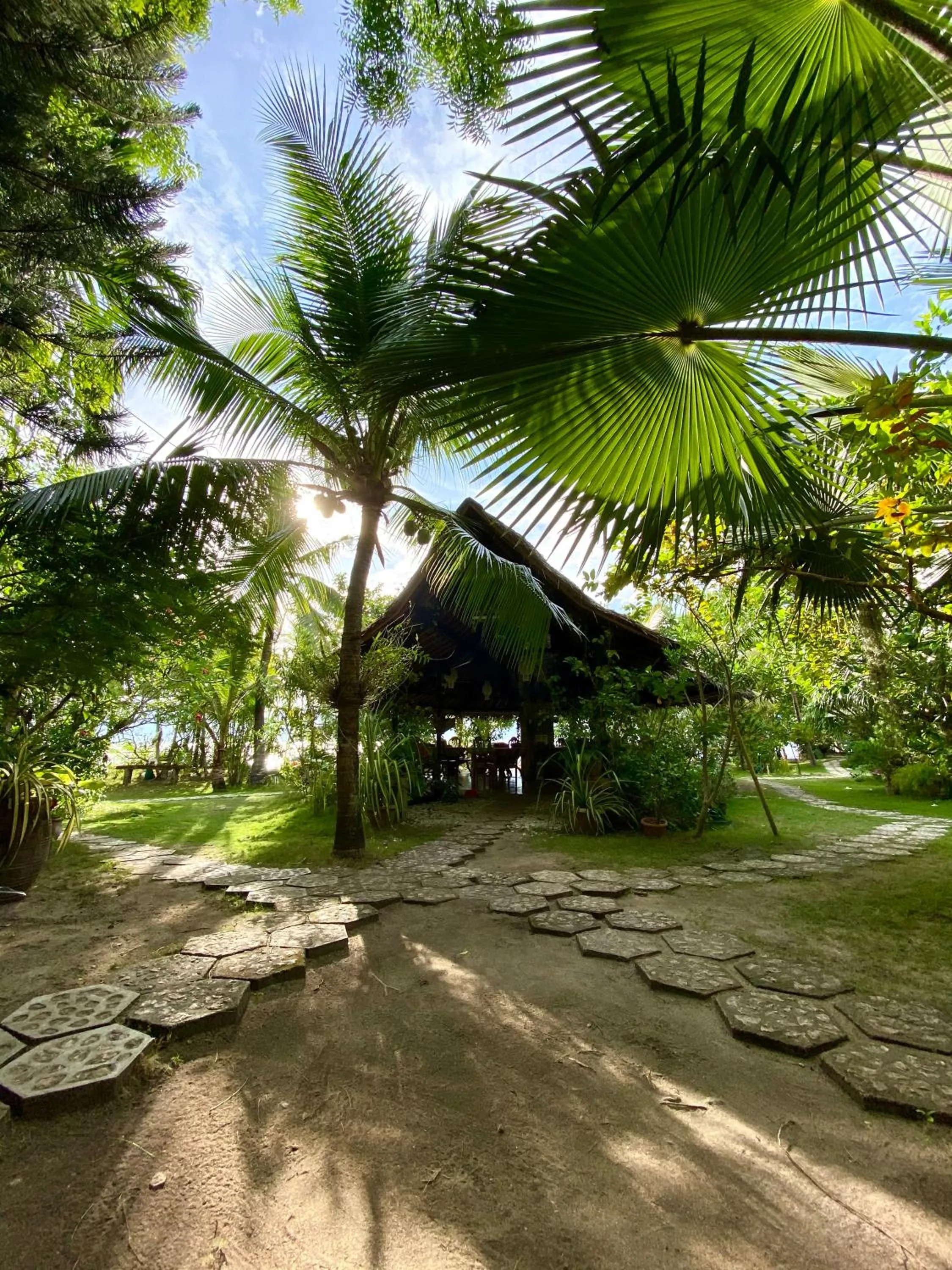 Ravenala Beach Bungalows