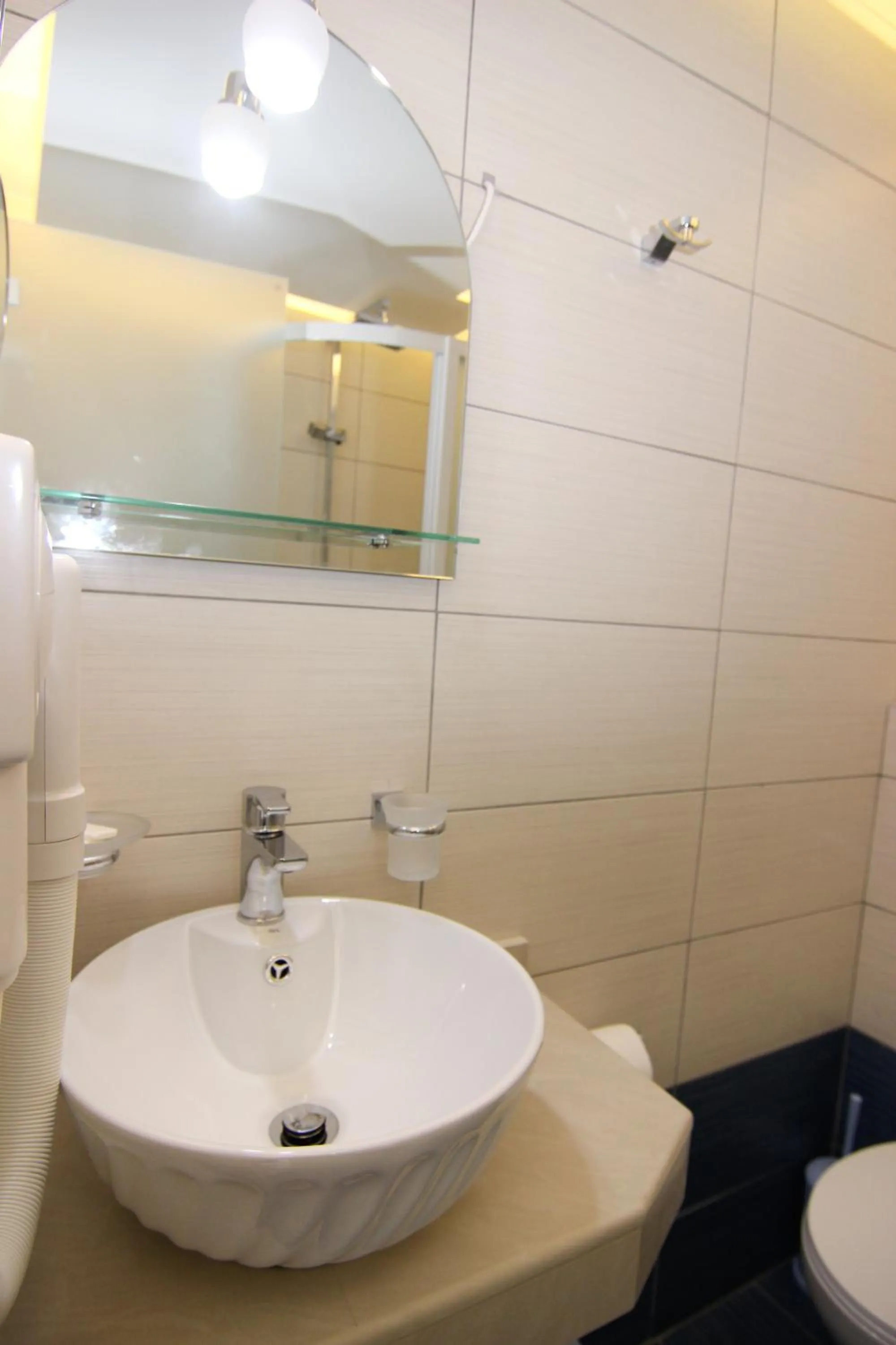 Bathroom in Creta Mare Hotel