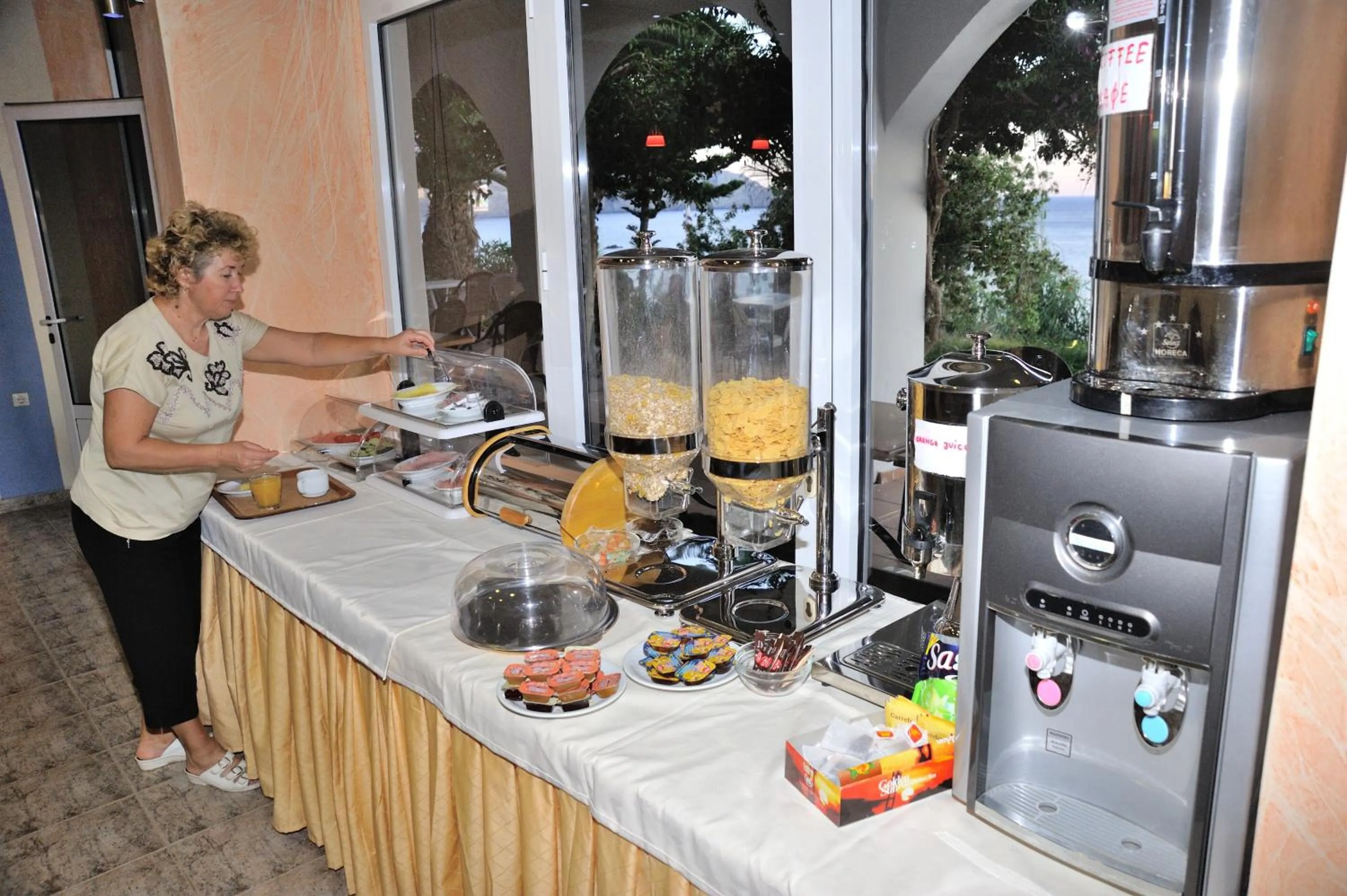 Day in Creta Mare Hotel