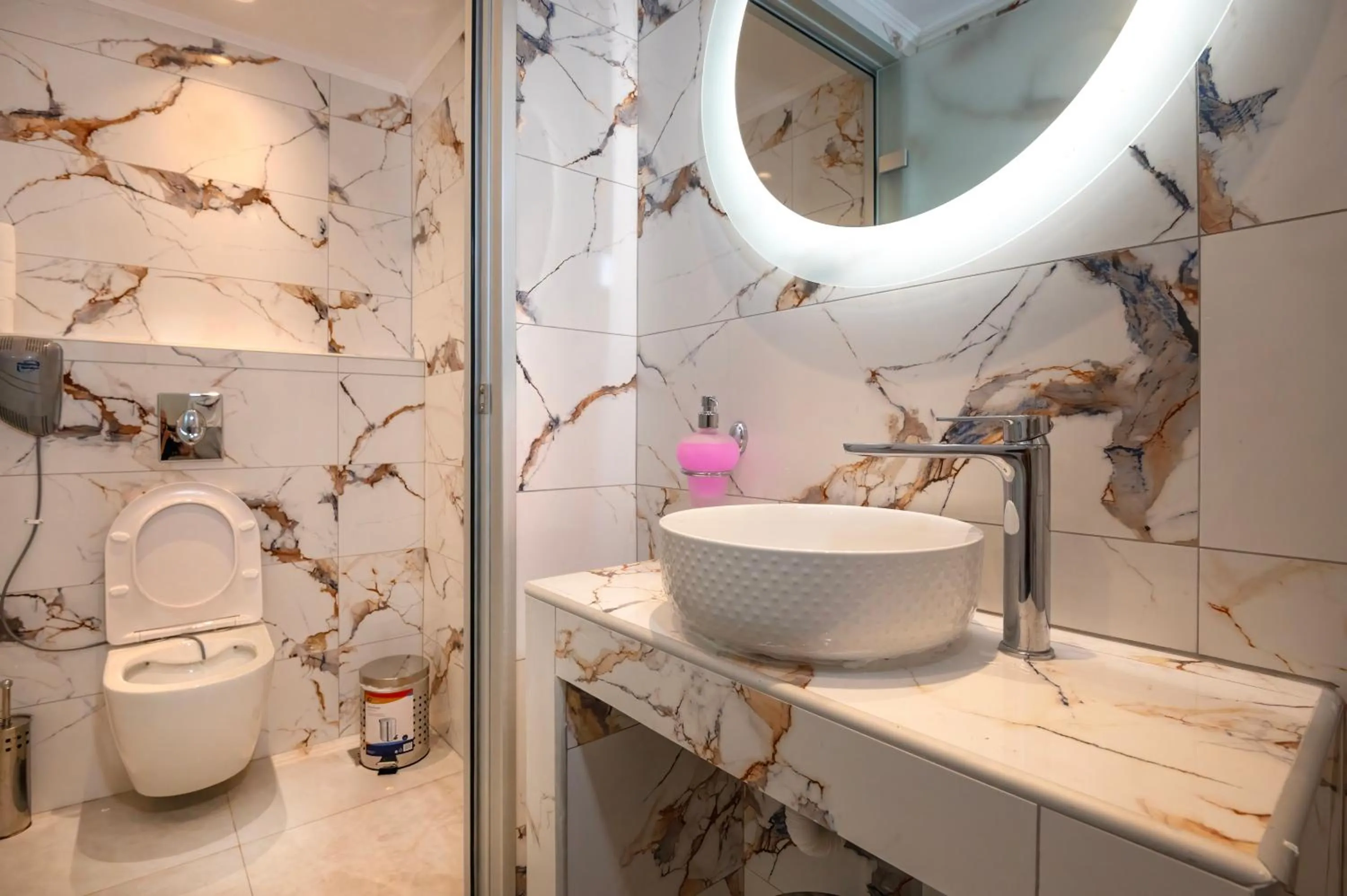 Bathroom in Creta Mare Hotel