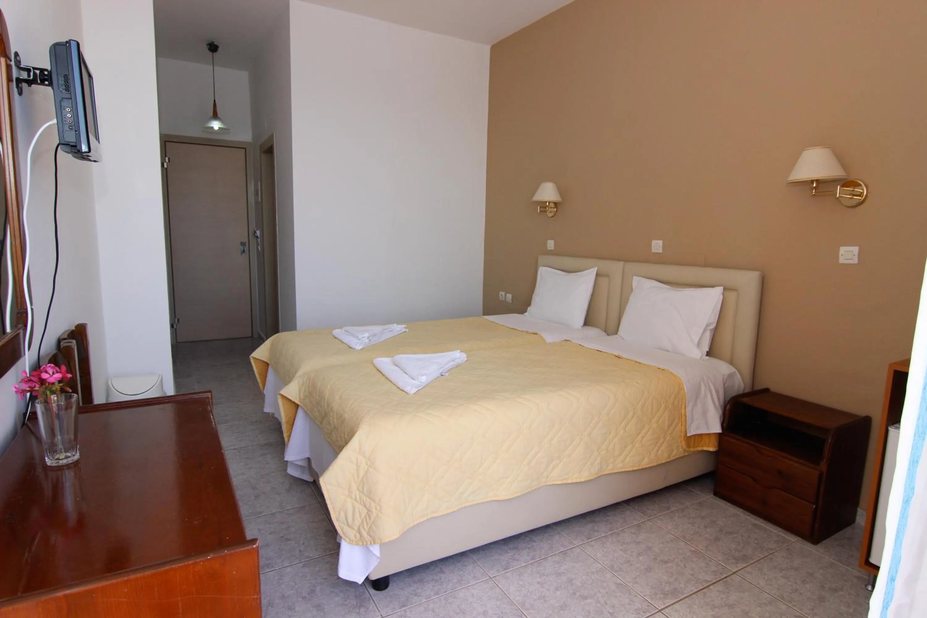 Bedroom, Bed in Creta Mare Hotel