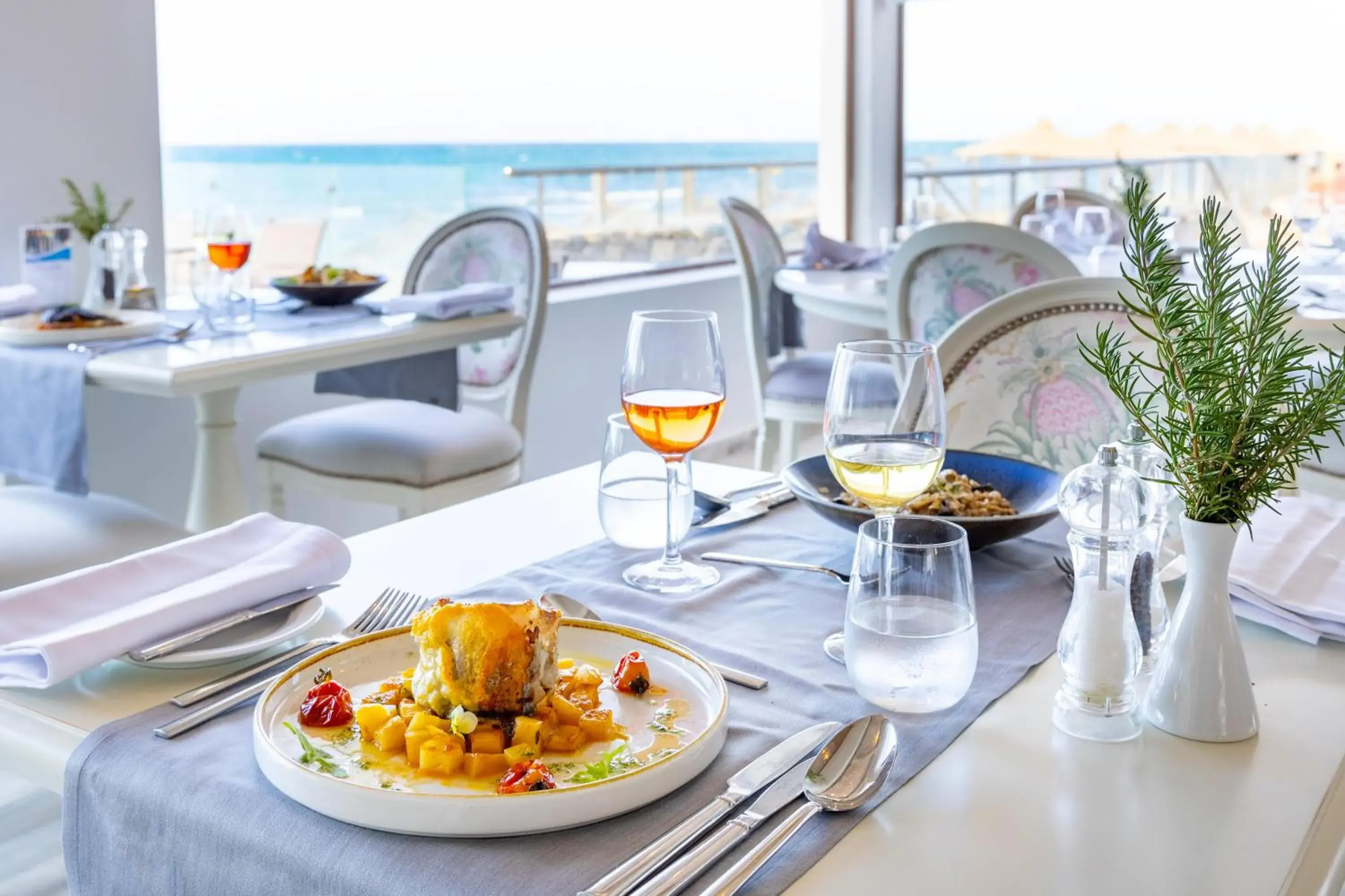 Restaurant/places to eat in Civitel Creta Beach Restaurant/places to eat in Civitel Creta Beach