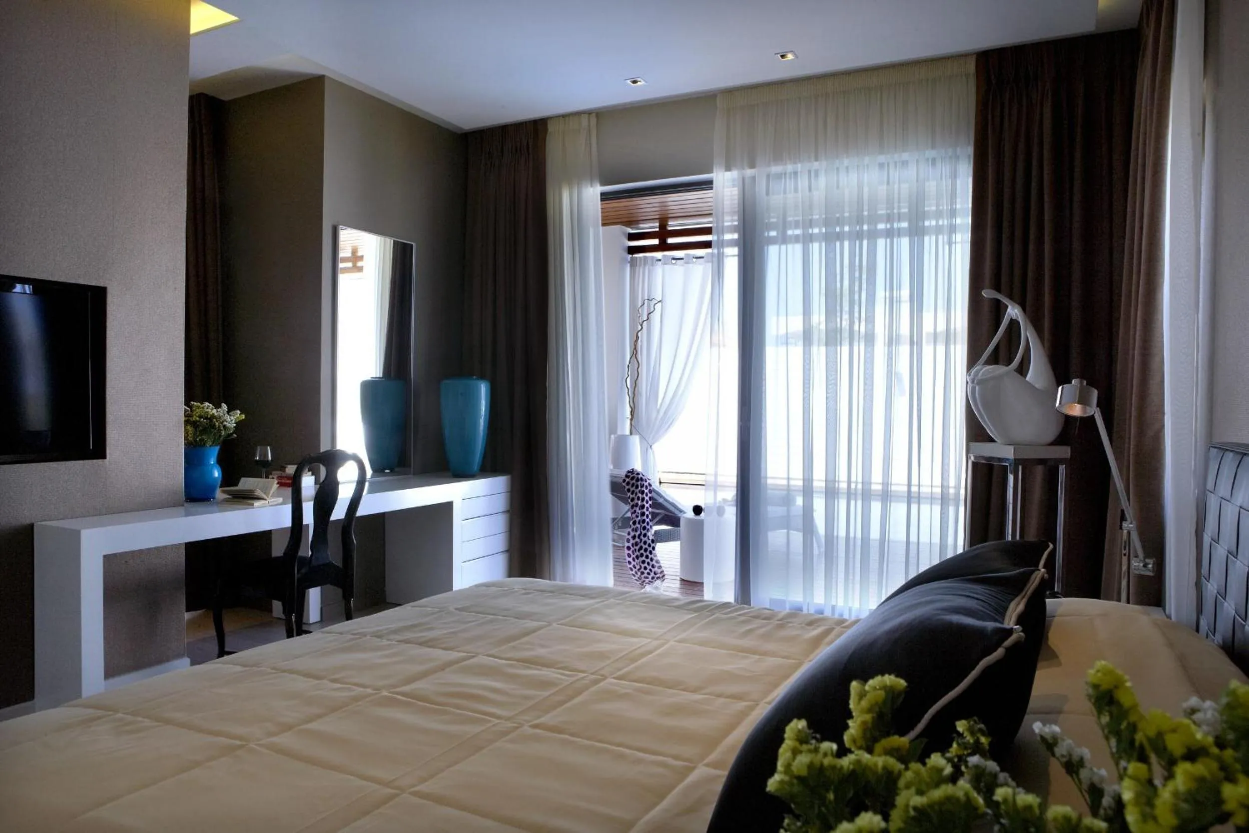 Bedroom, Bed in Pelagos Suites Hotel & Spa