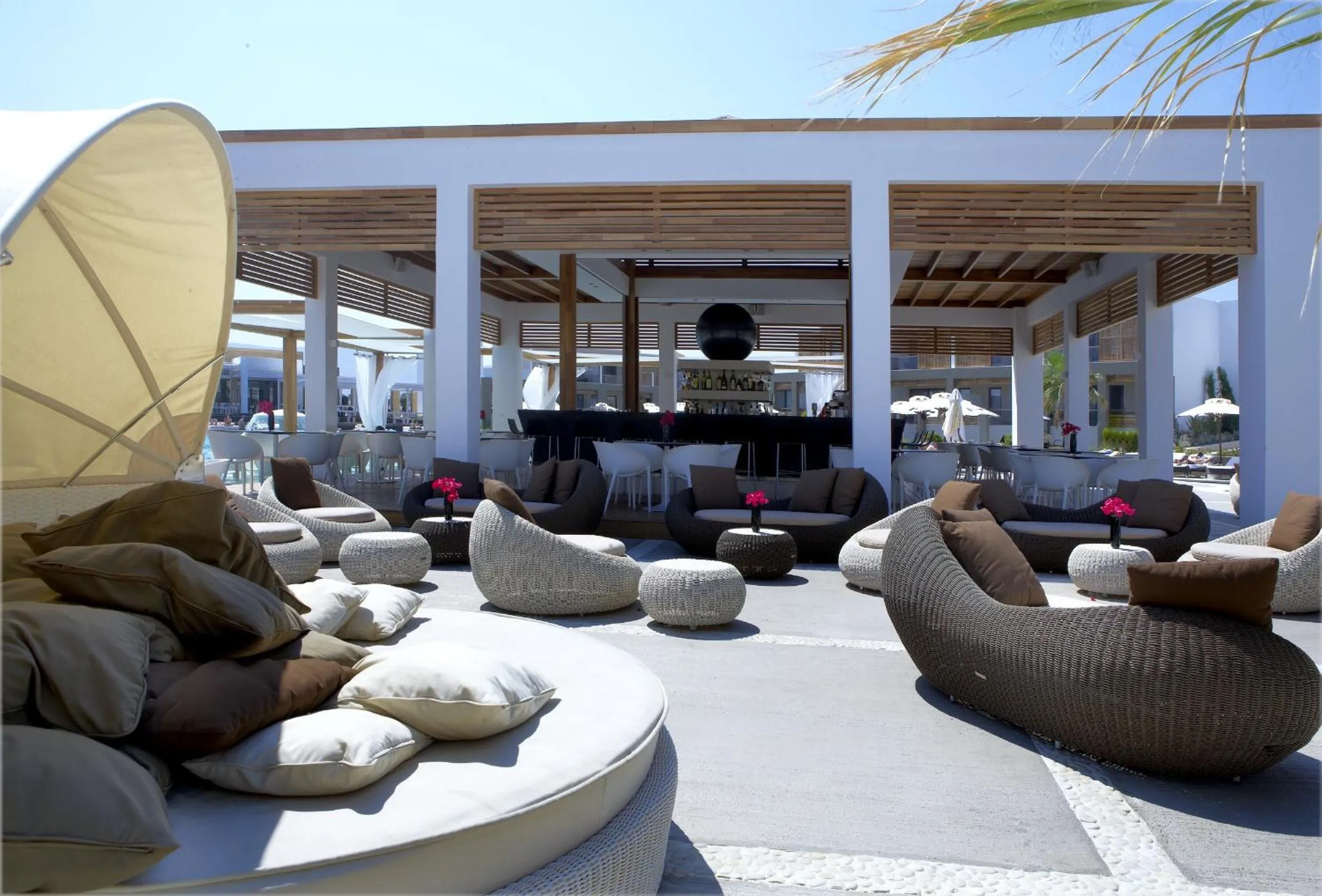 Lounge or bar in Pelagos Suites Hotel & Spa