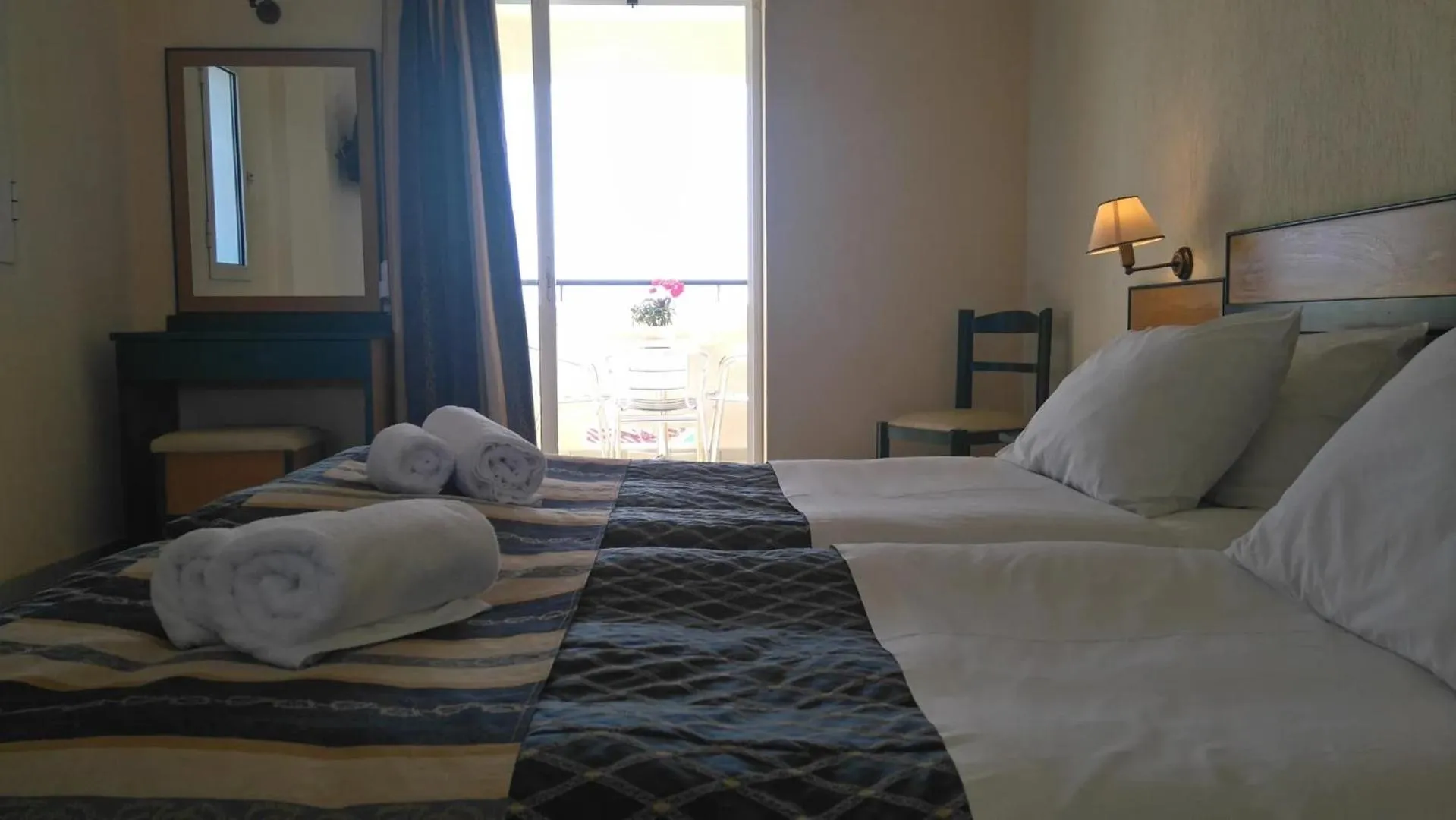 Bed in Porto Skala Village Hotel