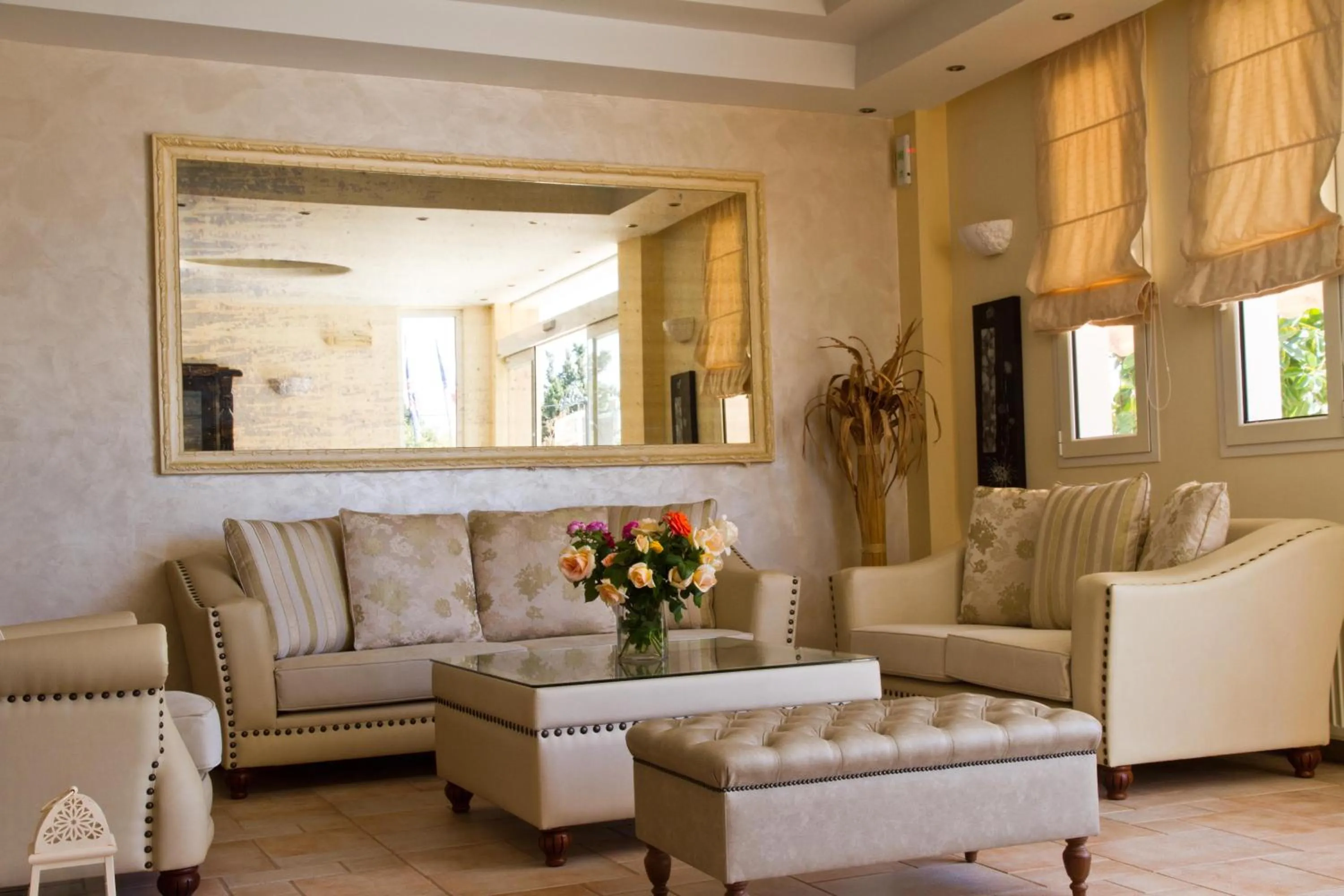 Living room in Hotel Klonos - Kyriakos Klonos