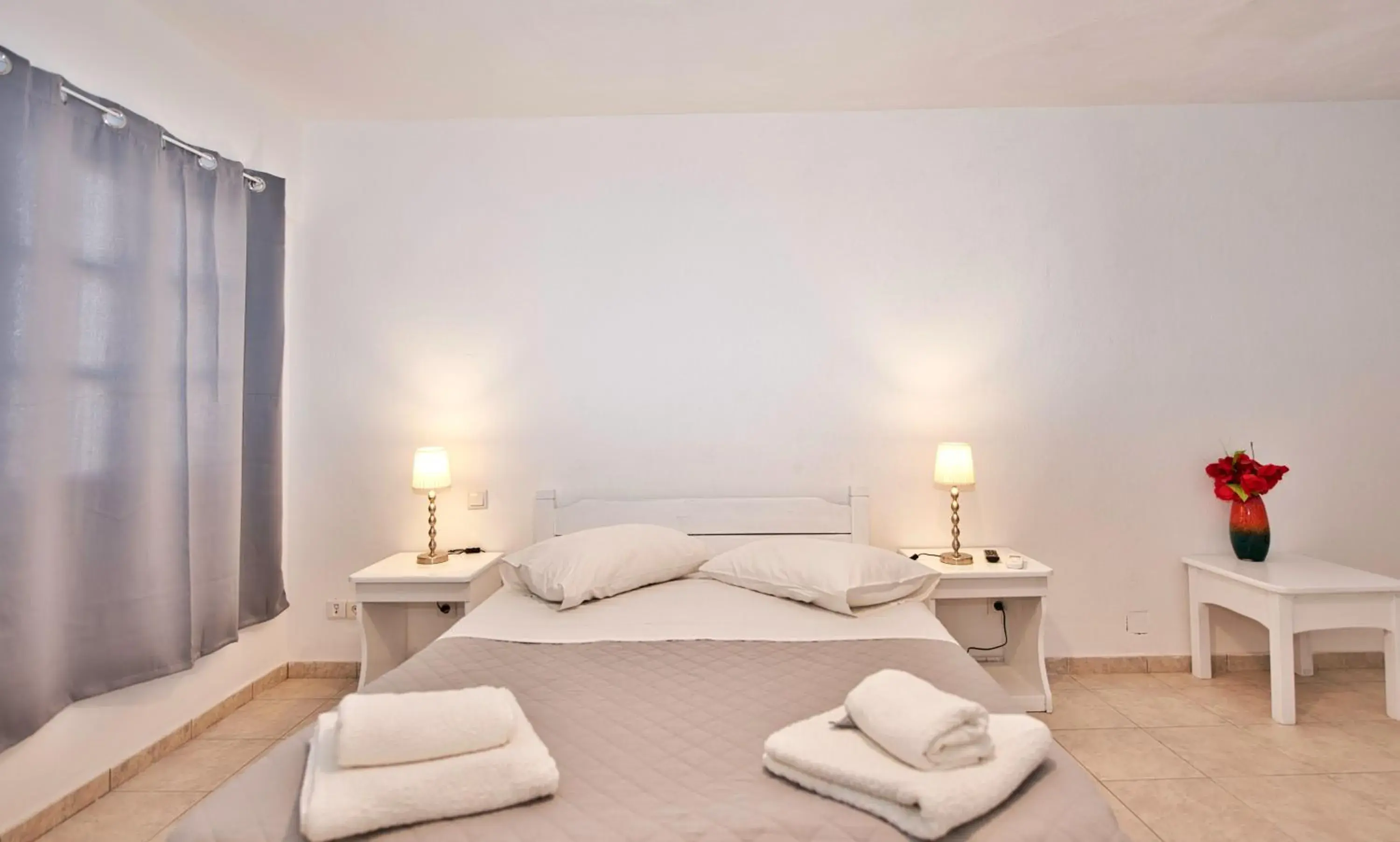 Bed in Caldera View Resort - Adults Only Bed in Caldera View Resort - Adults Only