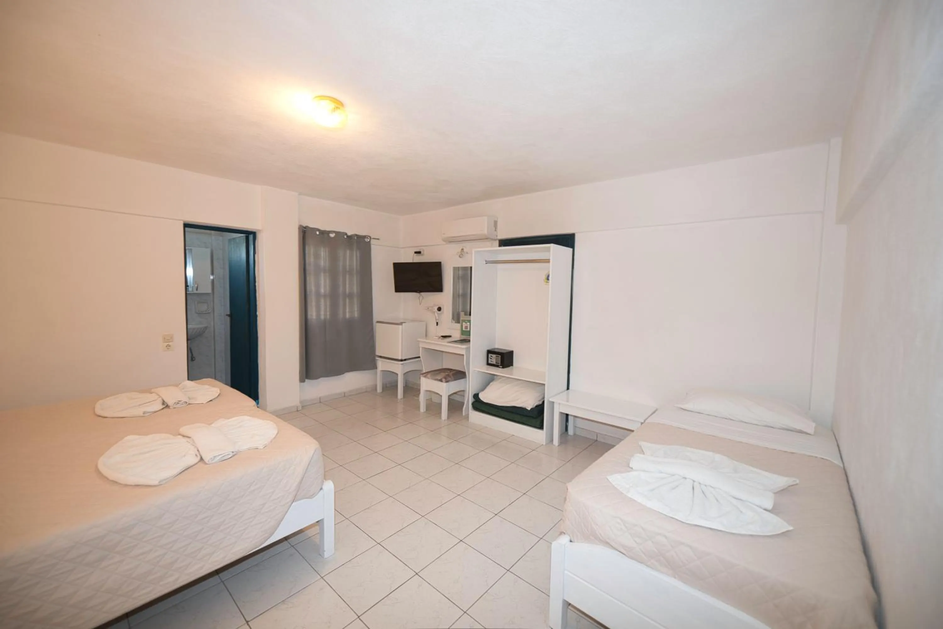 Bedroom, Bed in Caldera View Resort - Adults Only