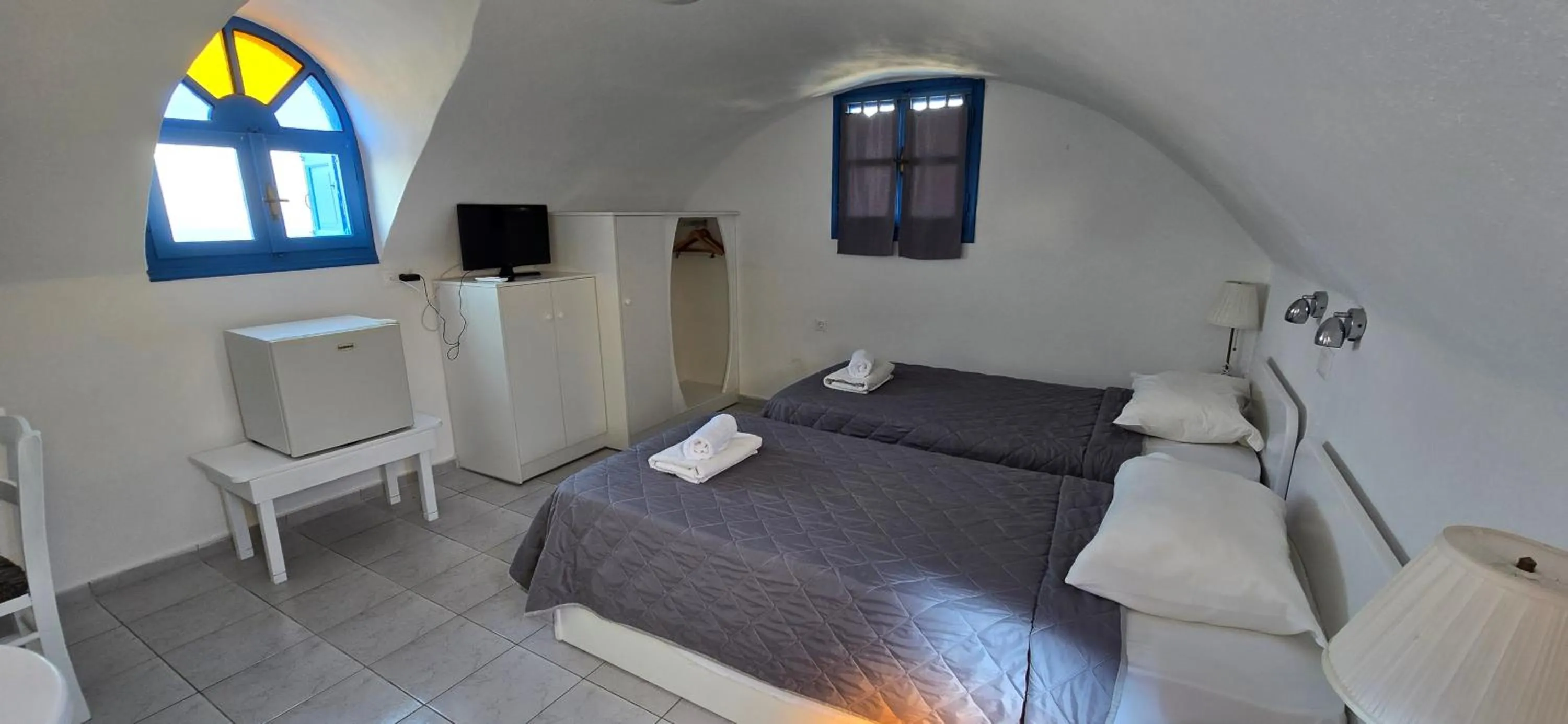 Photo of the whole room, Bed in Caldera View Resort - Adults Only