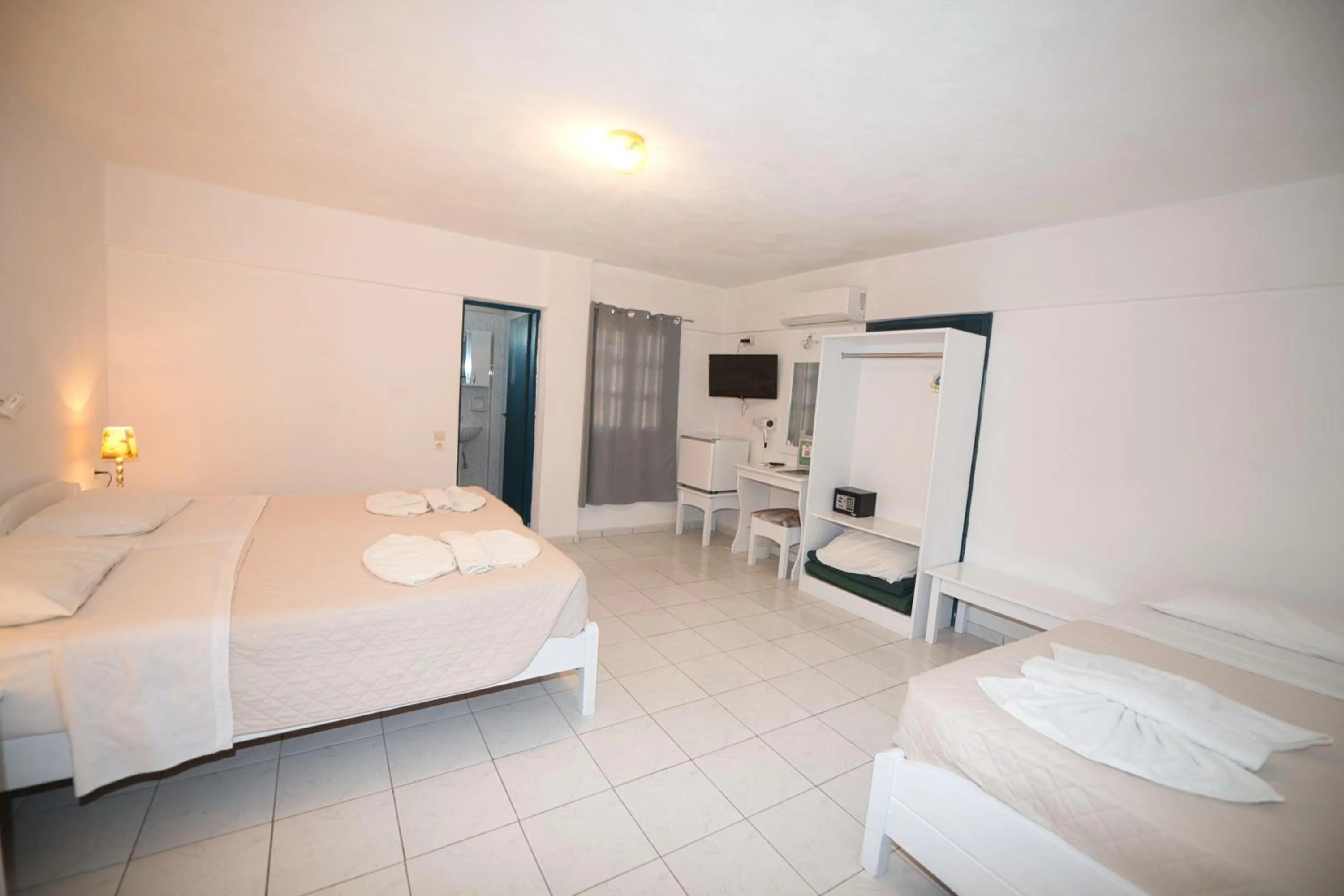 Bedroom, Bed in Caldera View Resort - Adults Only