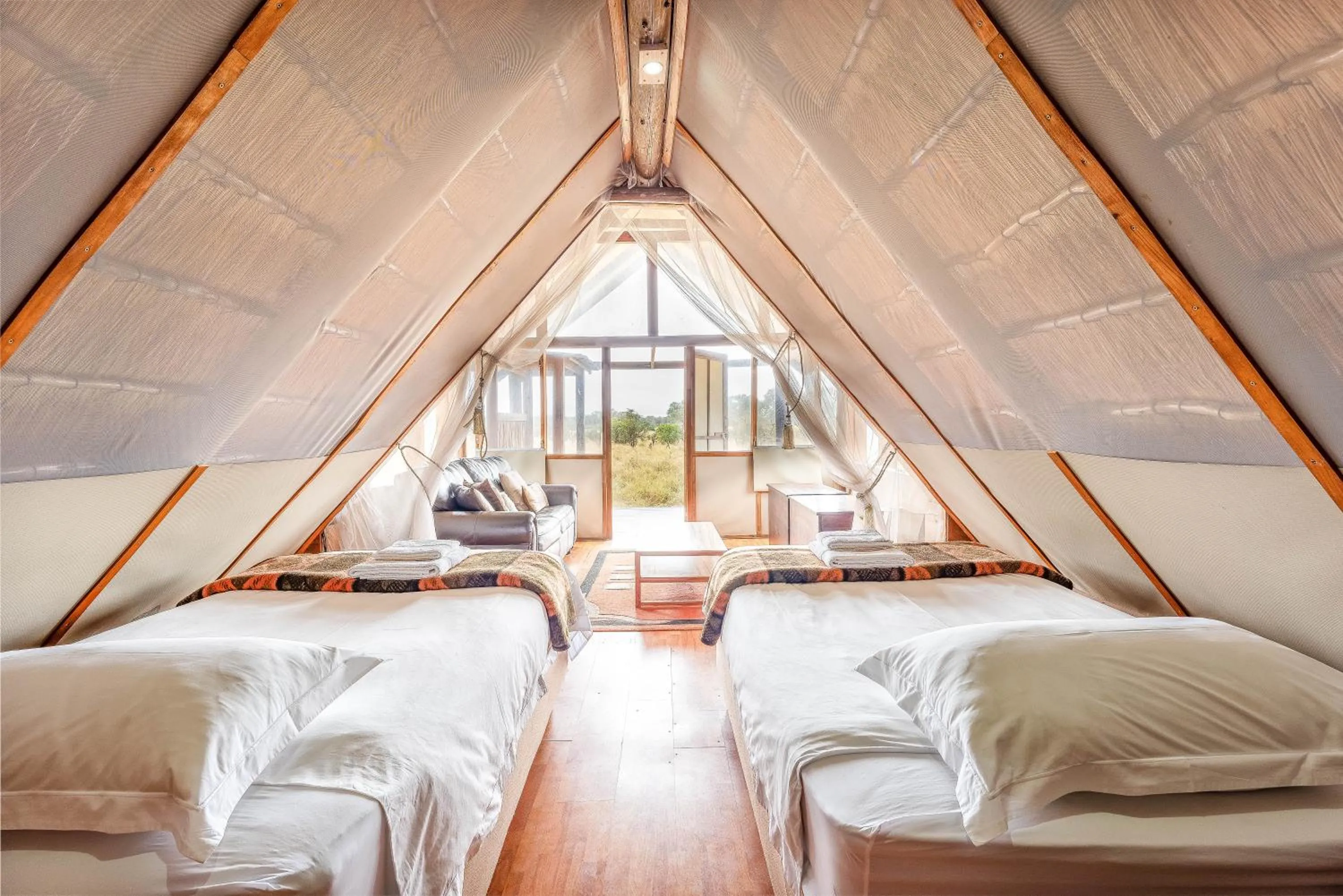 Photo of the whole room, Bed in Buffelshoek Tented Camp