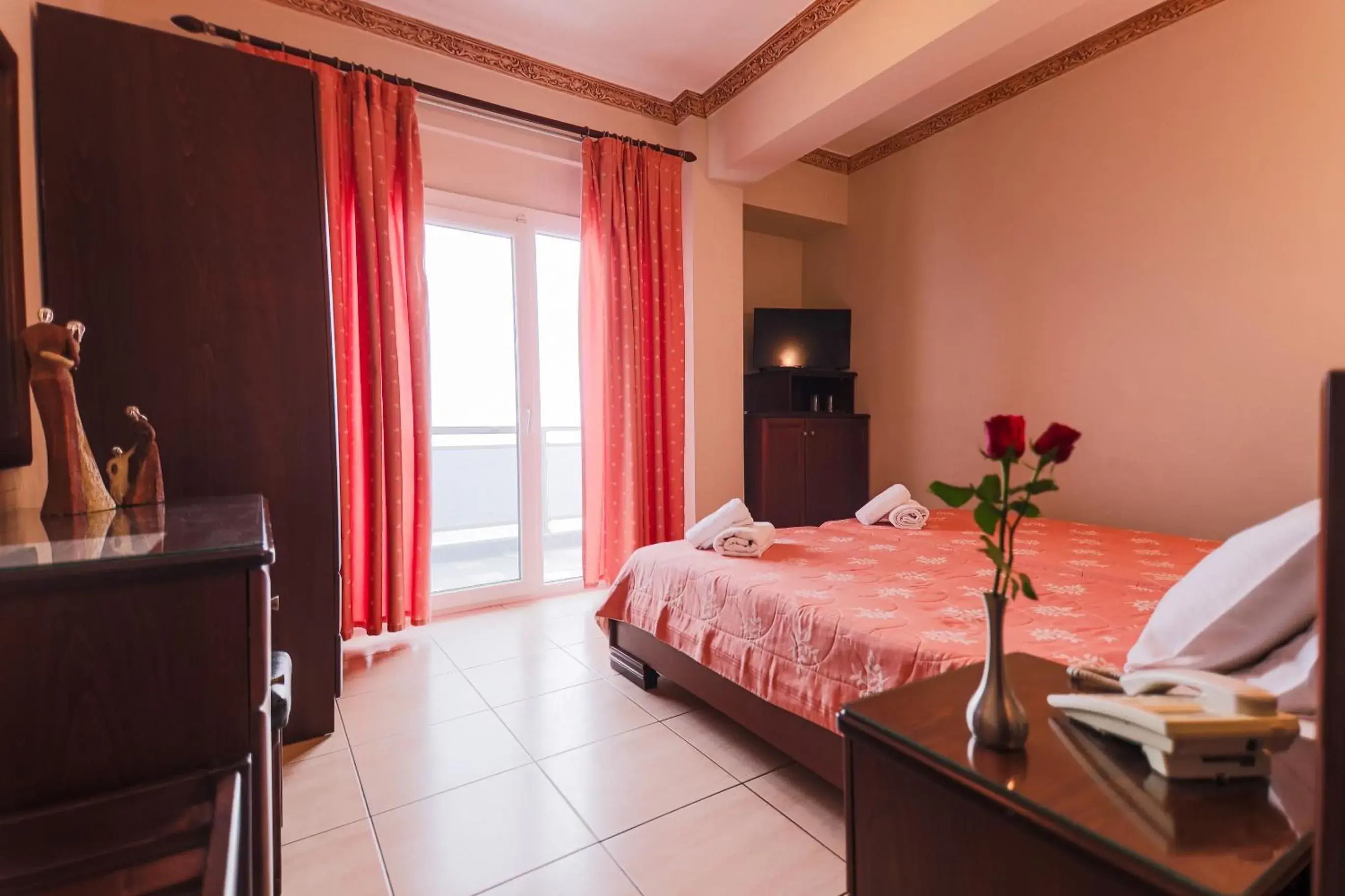 Double or Twin Room in Kymata Double or Twin Room in Kymata