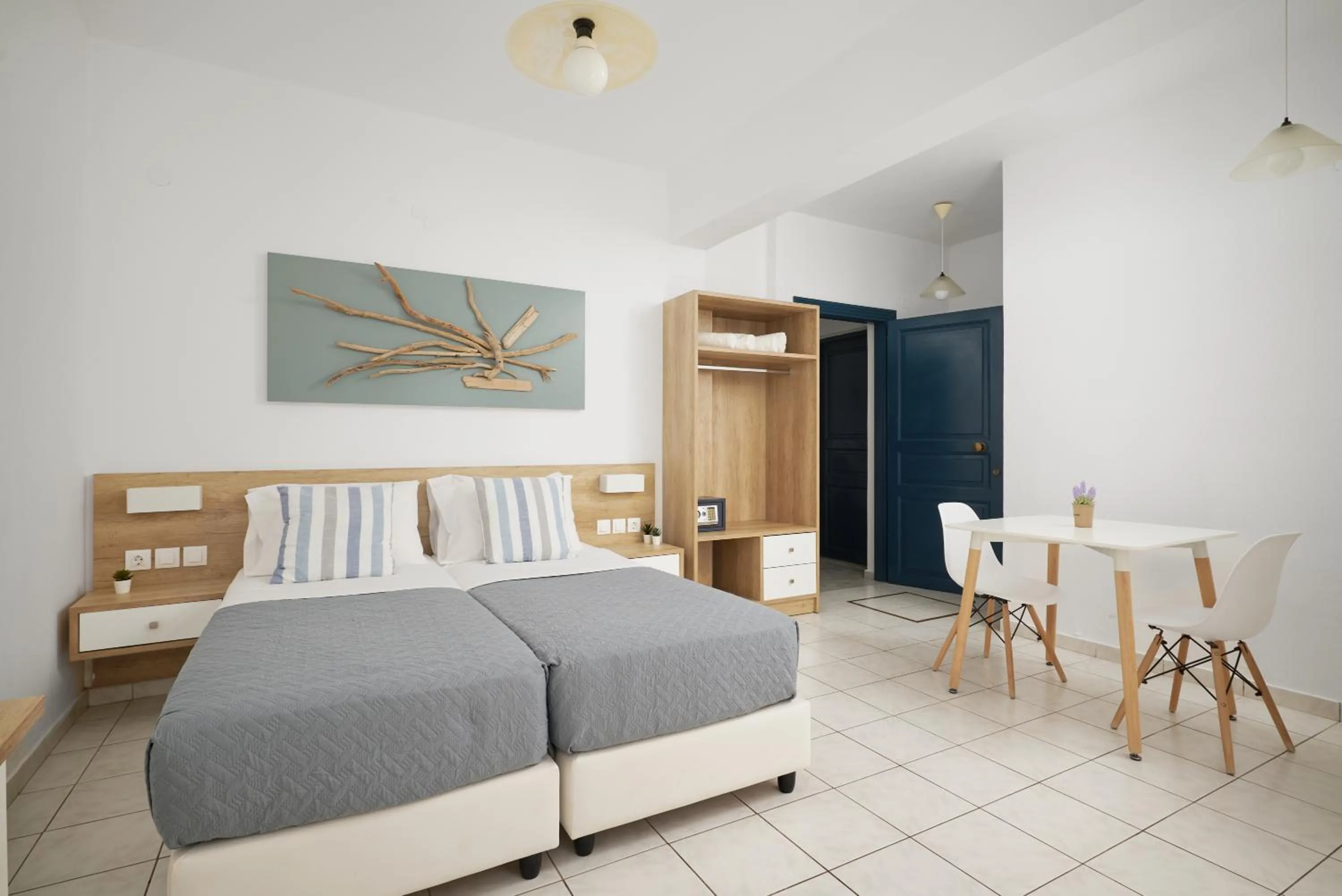 Artemis Apartments